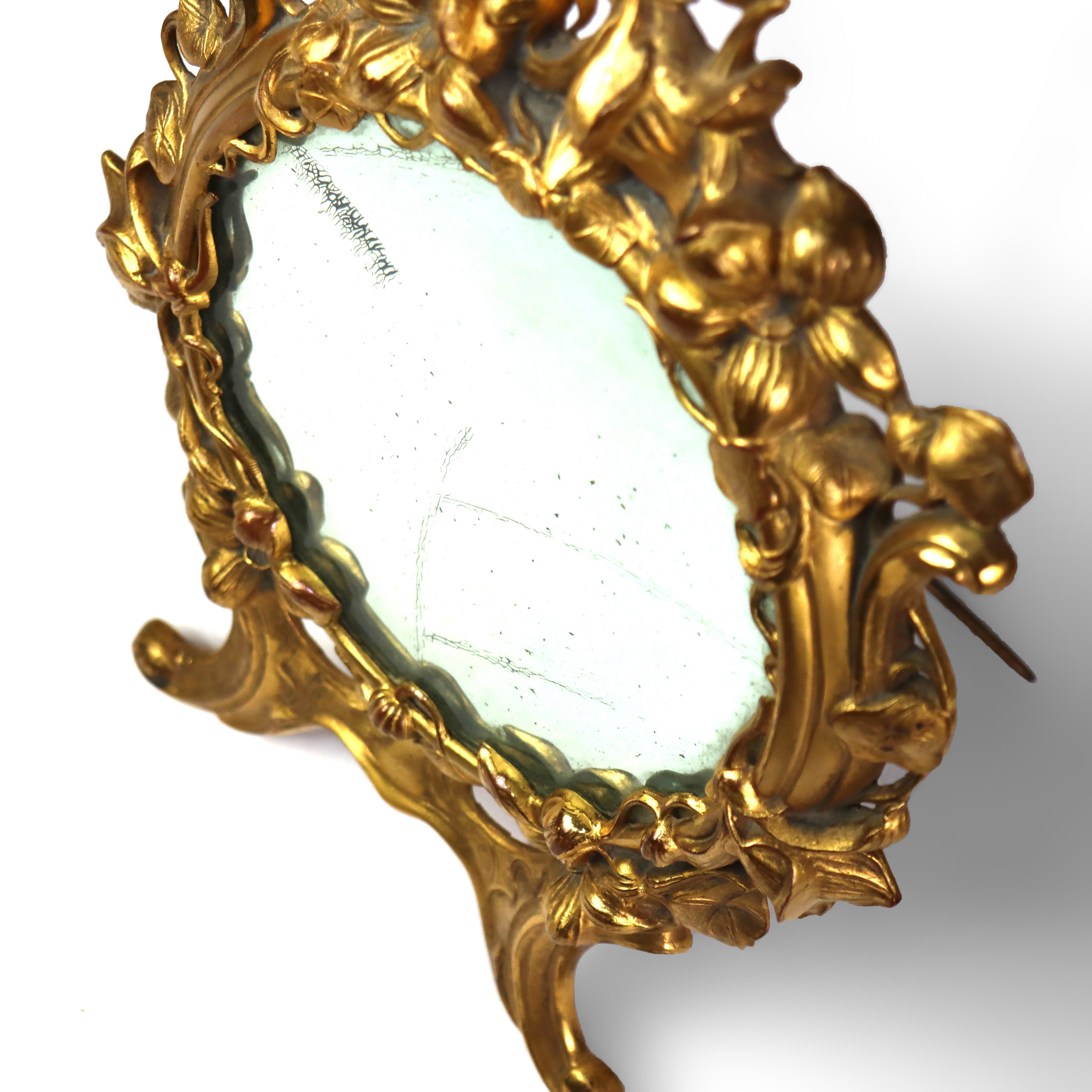 Antique Mirror da comò in metallo dorato a forma di fiore C1880 In condizioni buone in vendita a Big Flats, NY