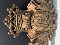 Sculpture murale ancienne en vermeil avec fragment de porte