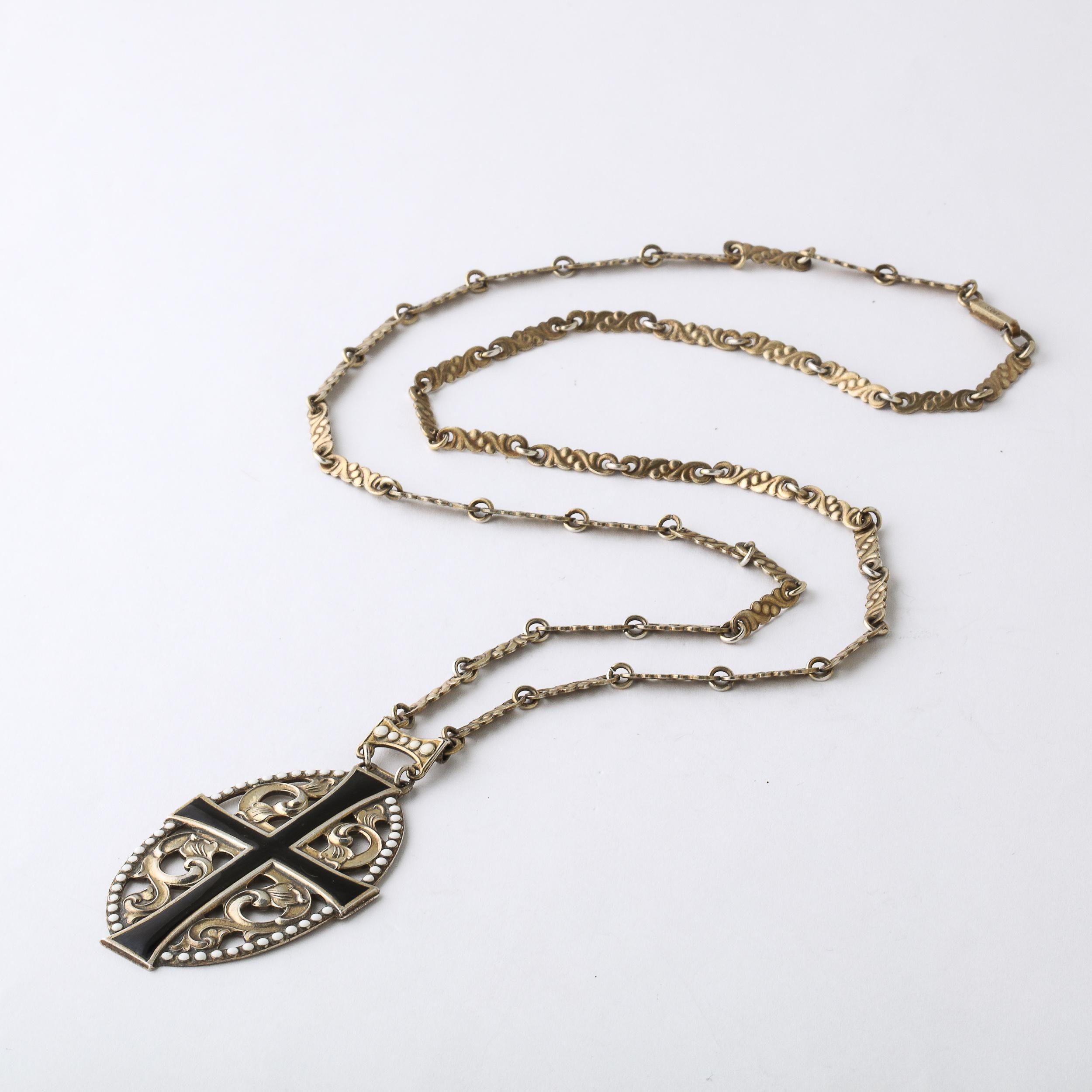 Antique Gilt Silver & Enamel Decorated Openwork Cross Pendant Necklace For Sale 4