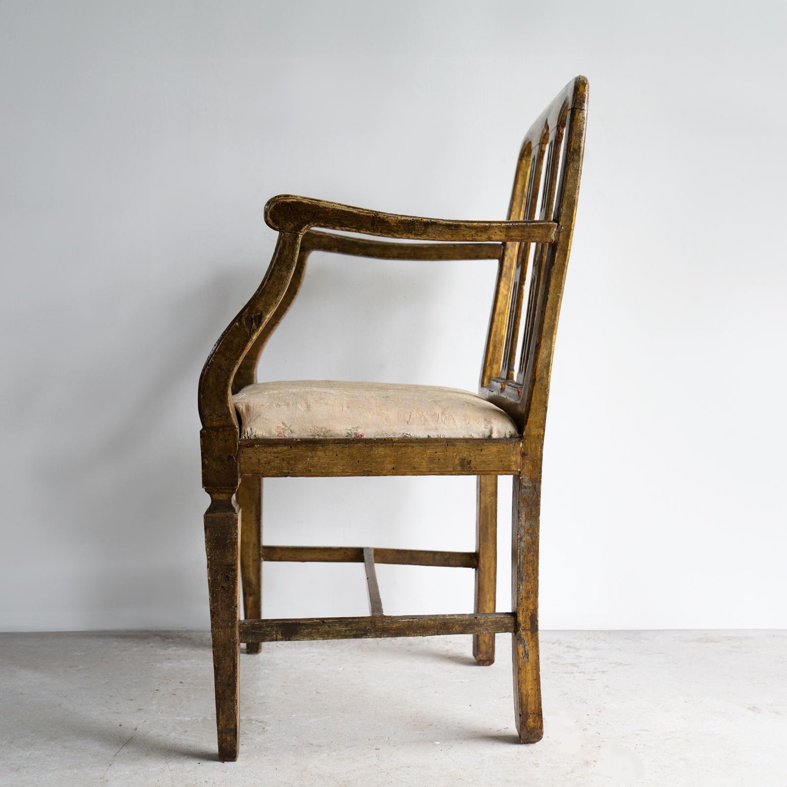 Chanfreiné Ancienne chaise d'appoint vénitienne dorée, fin 18e/début 19e siècle en vente