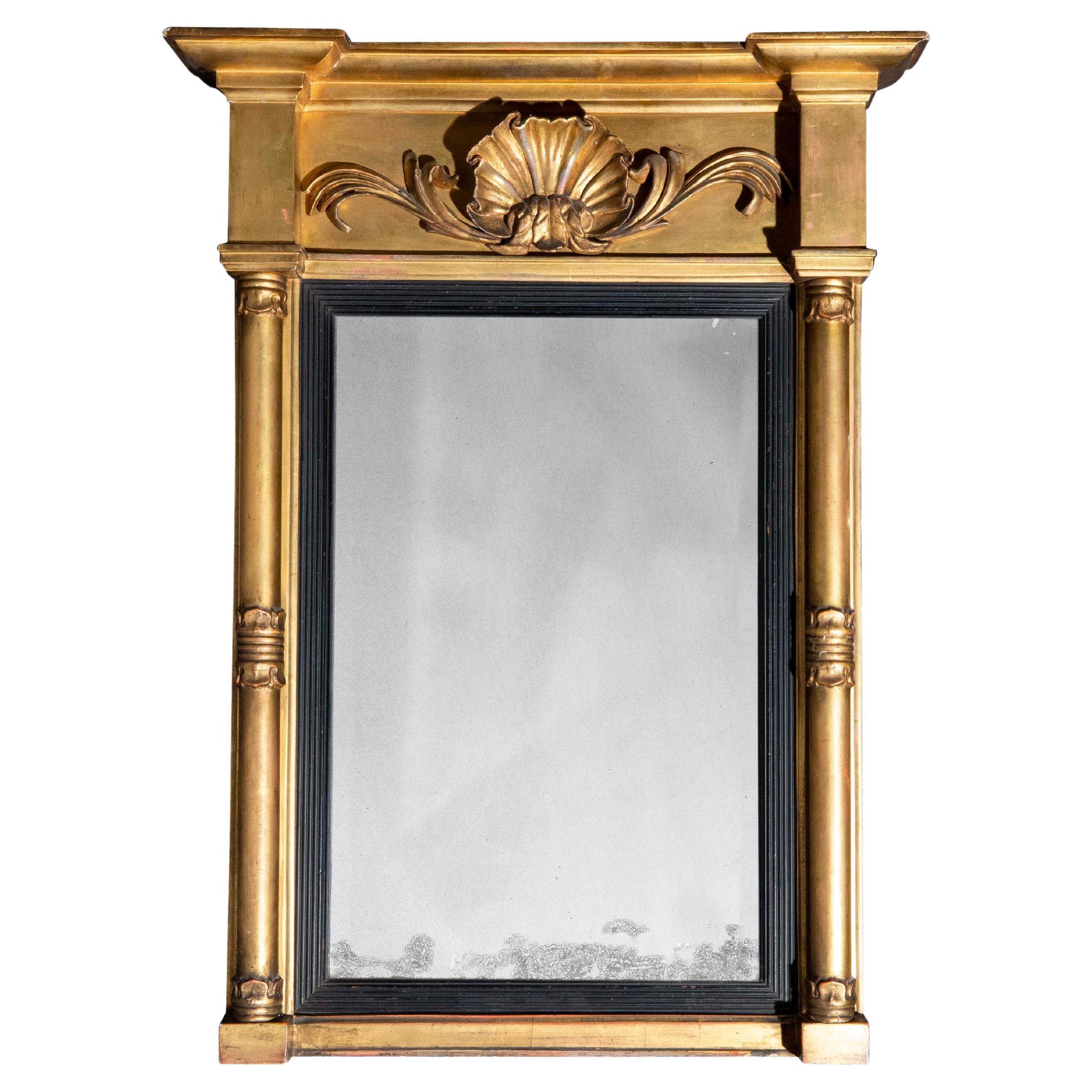Antique Wall Mirror doré en vente