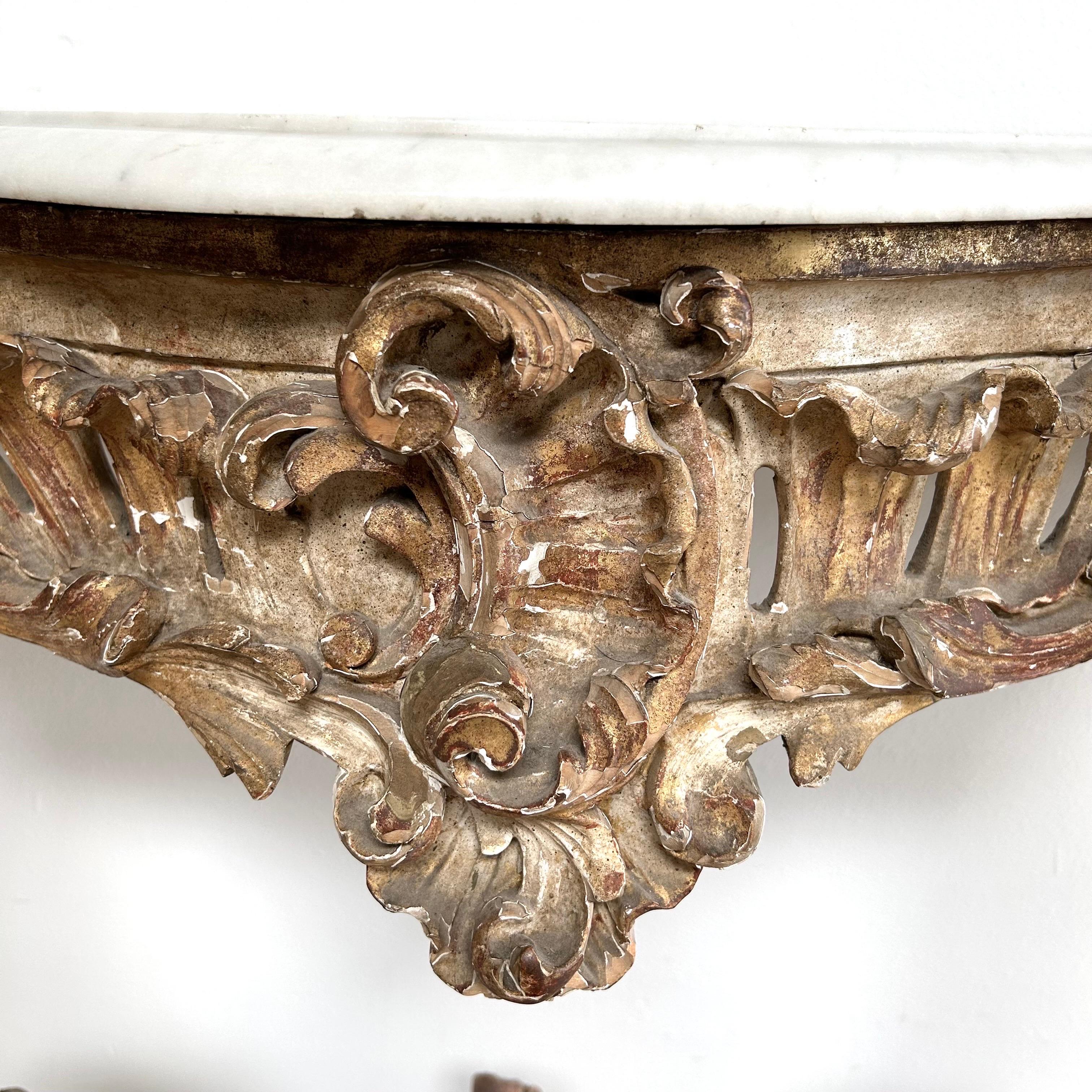 Antique Gilt Wood Carved Wall Console with Marble Top For Sale 1