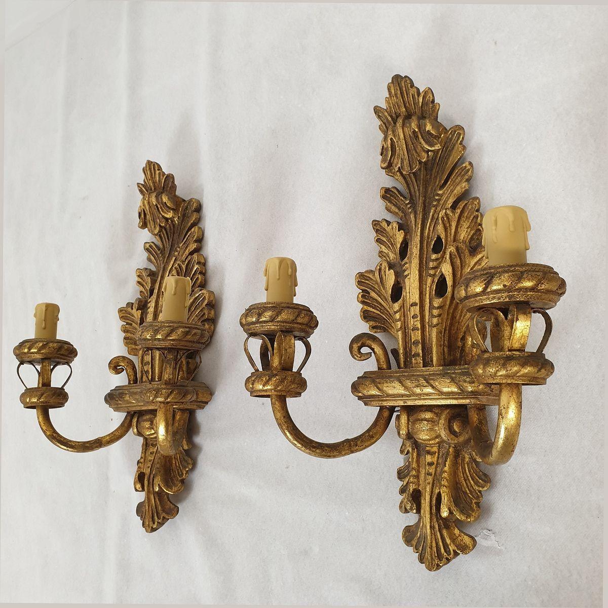 Néoclassique Appliques françaises anciennes en bois doré en vente