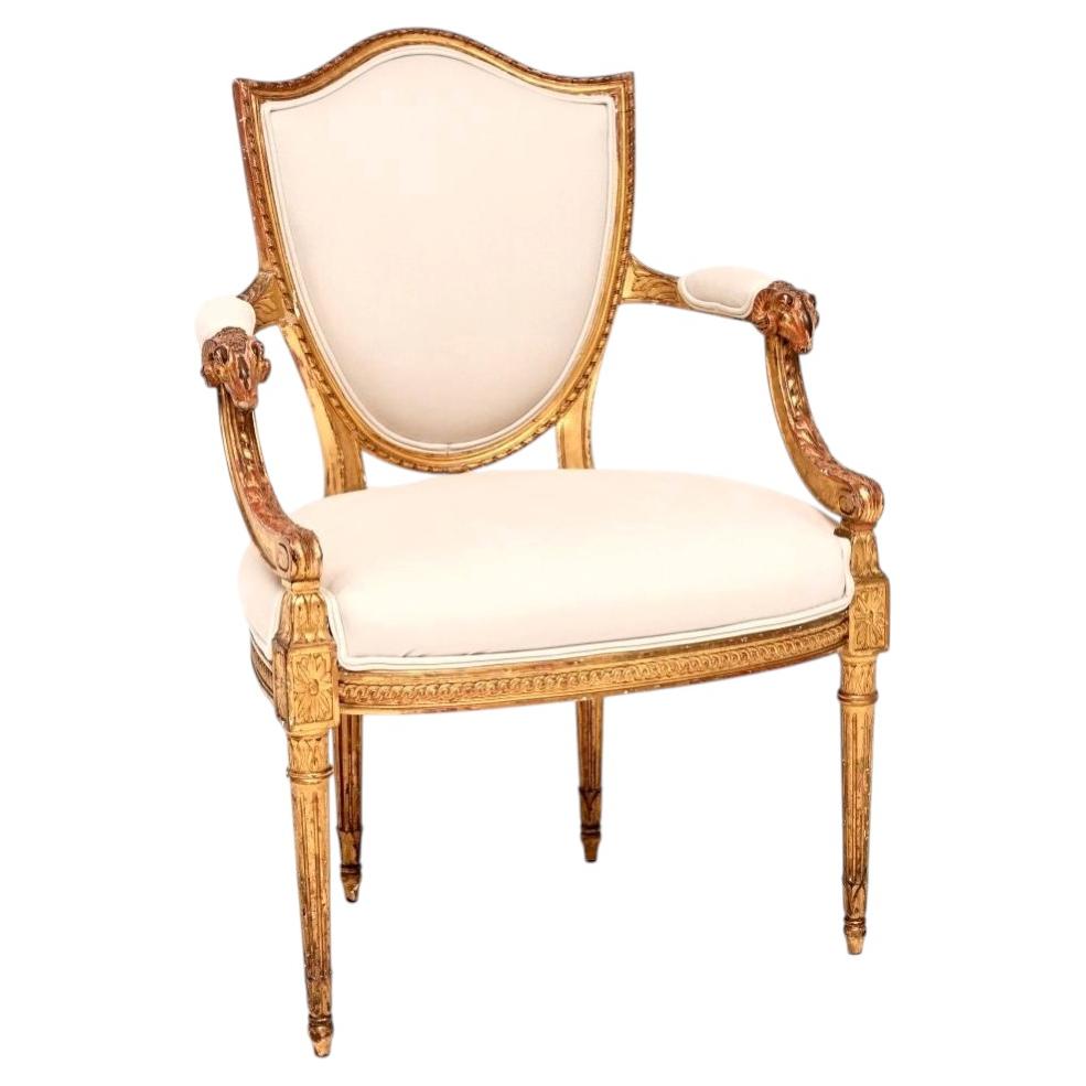 Poltrona da salotto d'epoca in legno dorato di S.J. Waring
