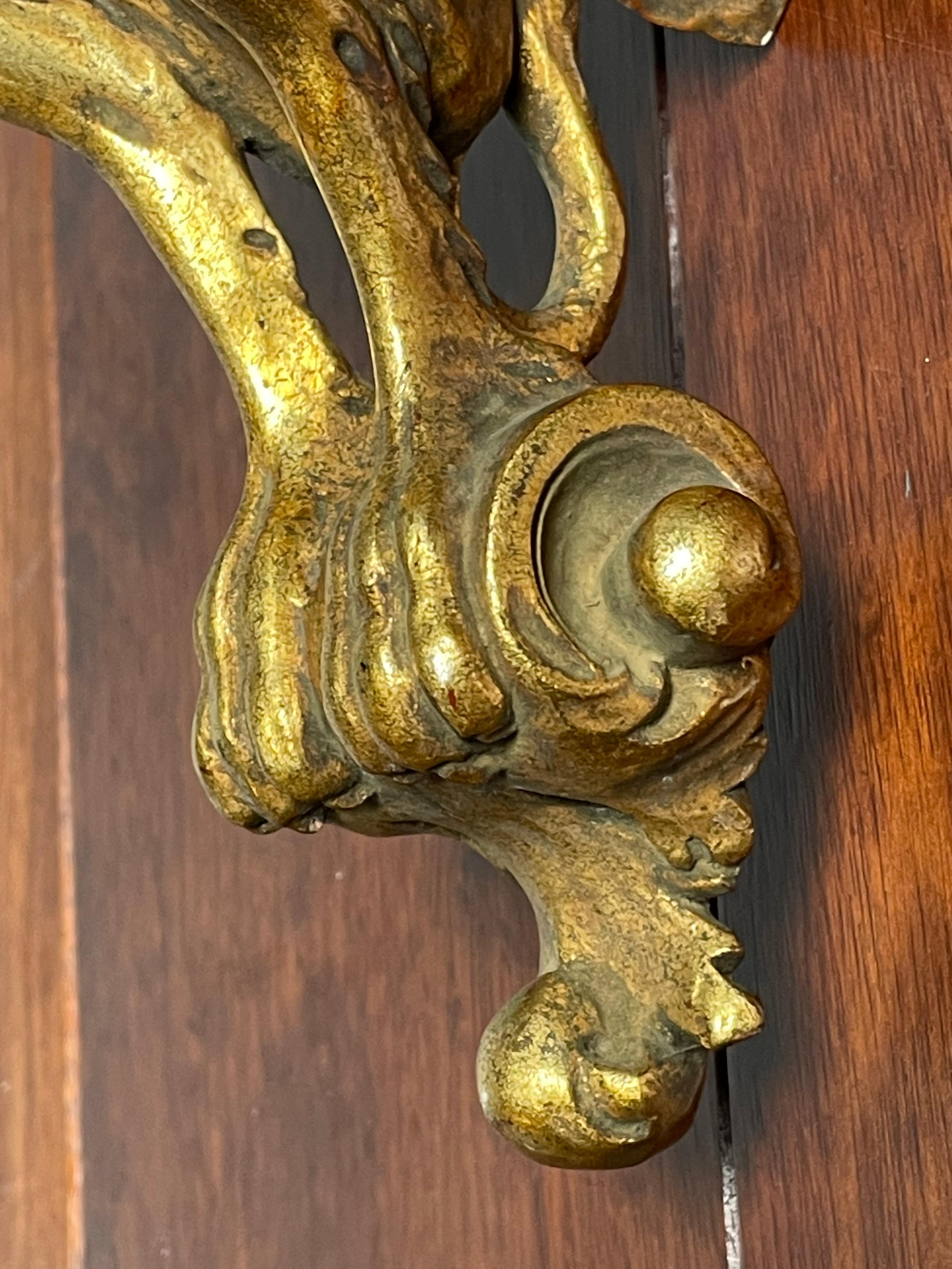 Antique Gilt Wooden Gothic Art Hand Carved Gargoyle Wall Bracket Shelf / Corbel For Sale 3