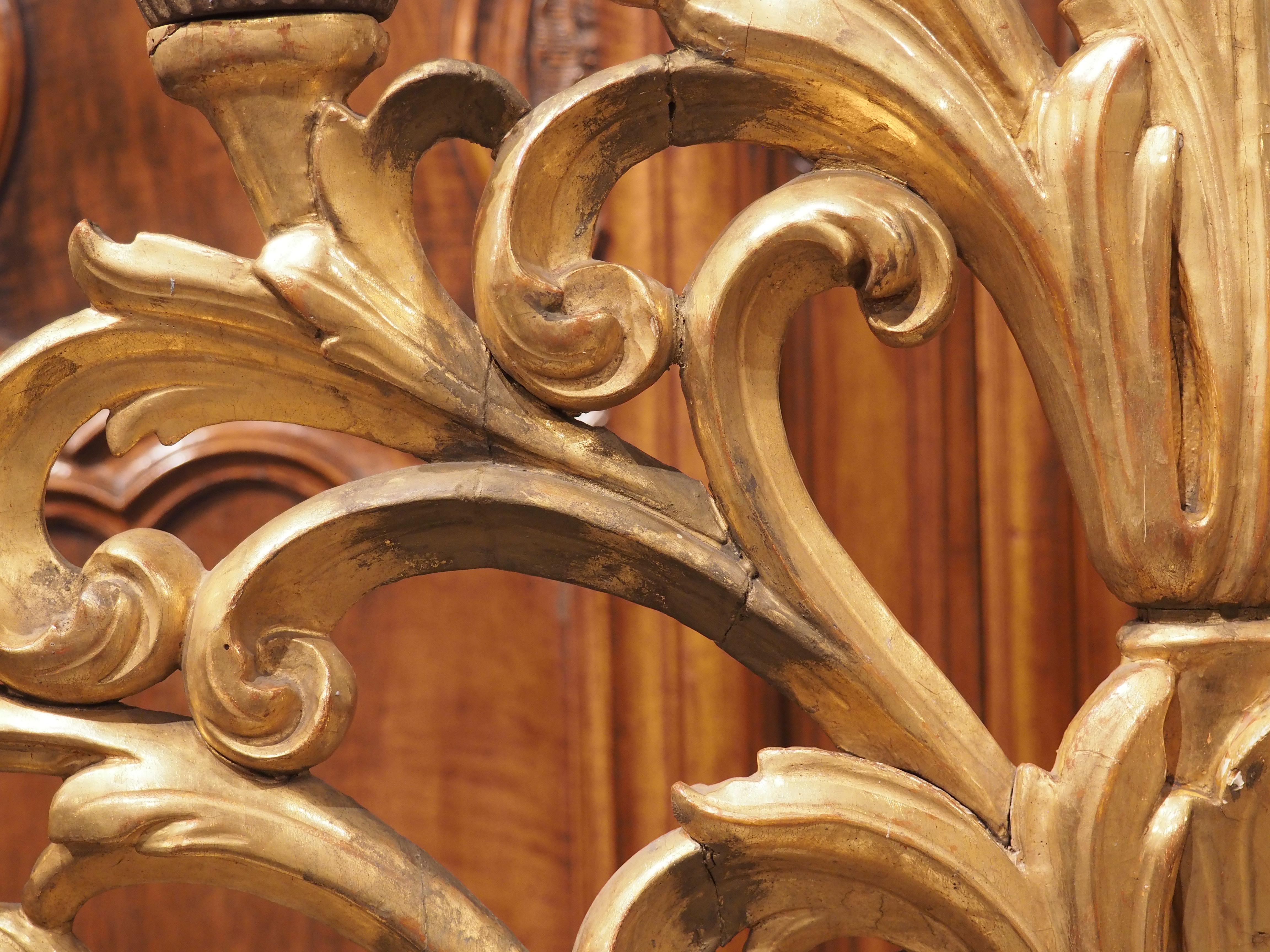 Antiker Altarkandelaber aus vergoldetem Holz aus der Toskana, um 1800 im Angebot 3