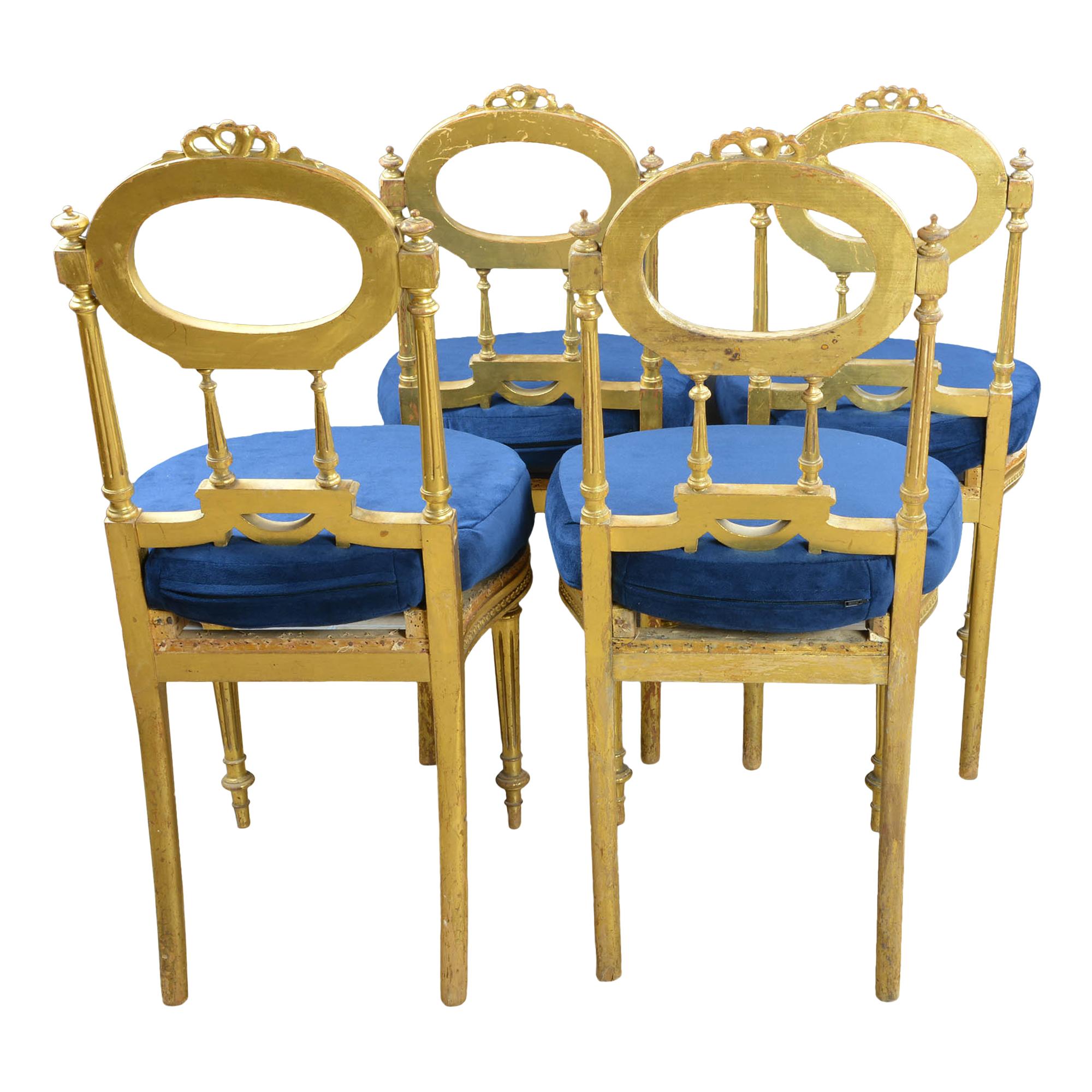 Antique Giltwood Chairs with Blue Velvet Cushions Set of 4 In Fair Condition For Sale In Pataskala, OH