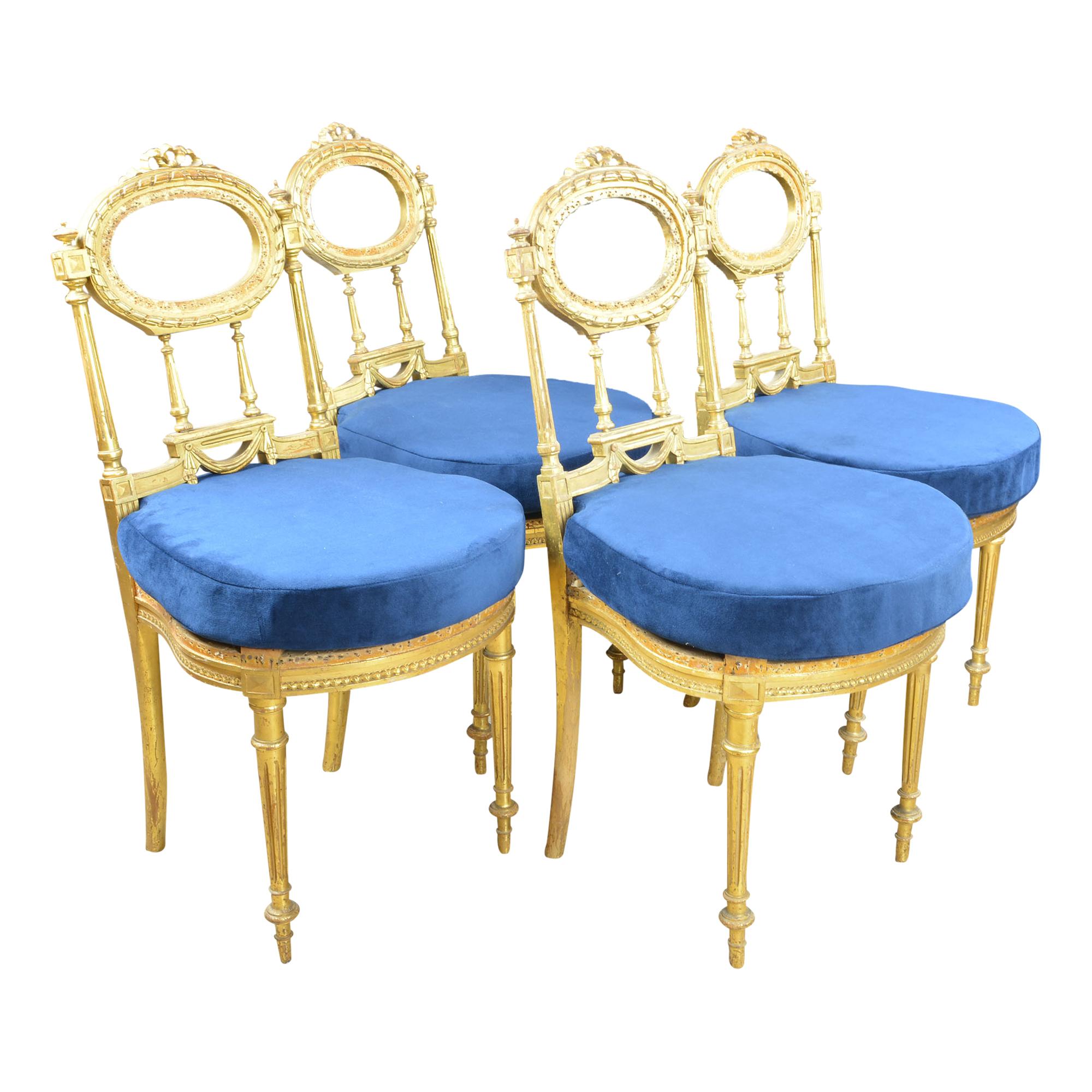 Antique Giltwood Chairs with Blue Velvet Cushions Set of 4 For Sale 2