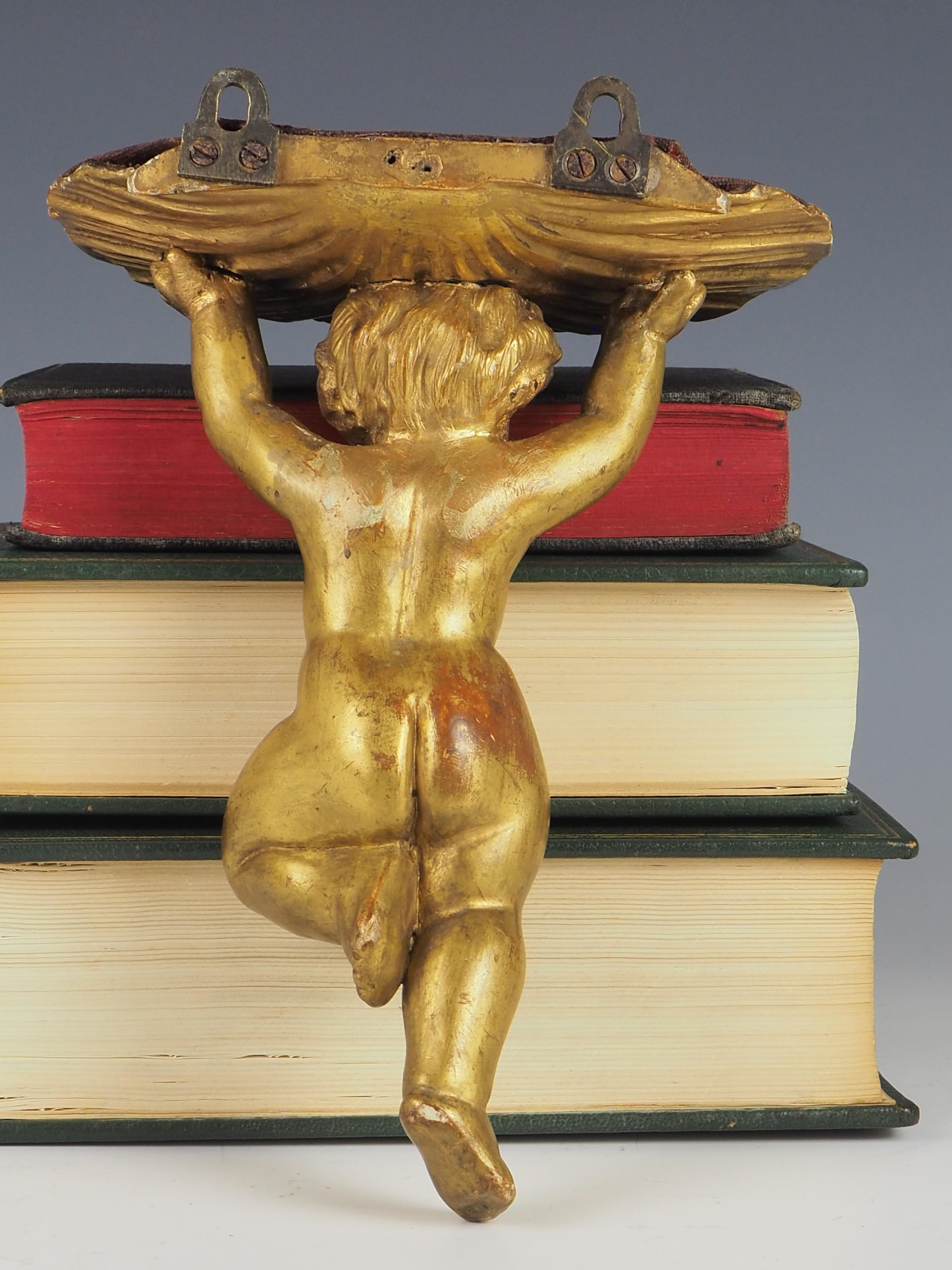 Antique Giltwood Cherub and Clamshell Wall Shelves (Pair) For Sale 16
