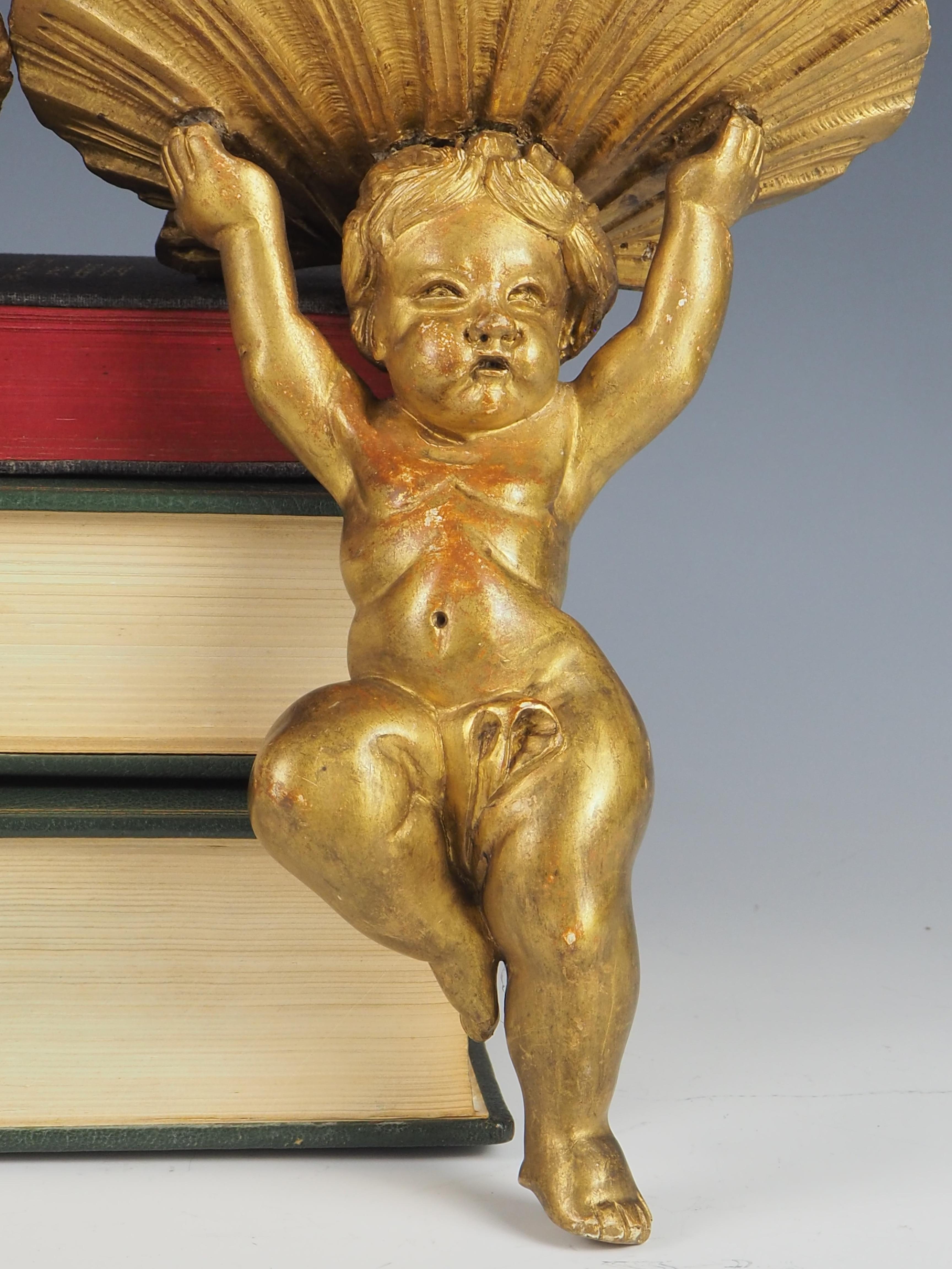 Antique Giltwood Cherub and Clamshell Wall Shelves (Pair) For Sale 1