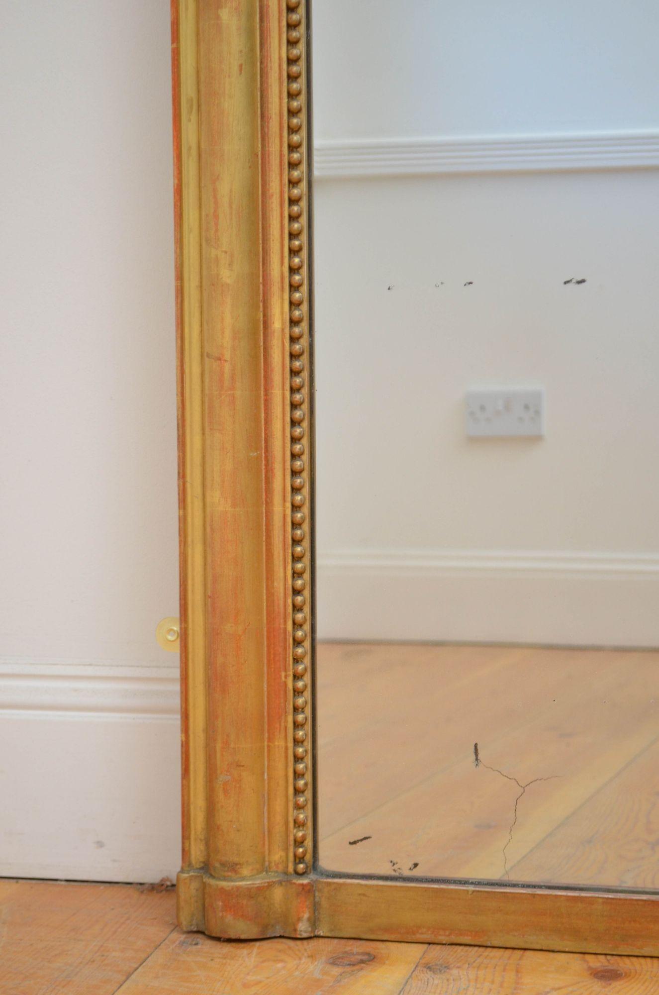 Miroir mural ancien en bois doré, H141 cm Bon état - En vente à Whaley Bridge, GB
