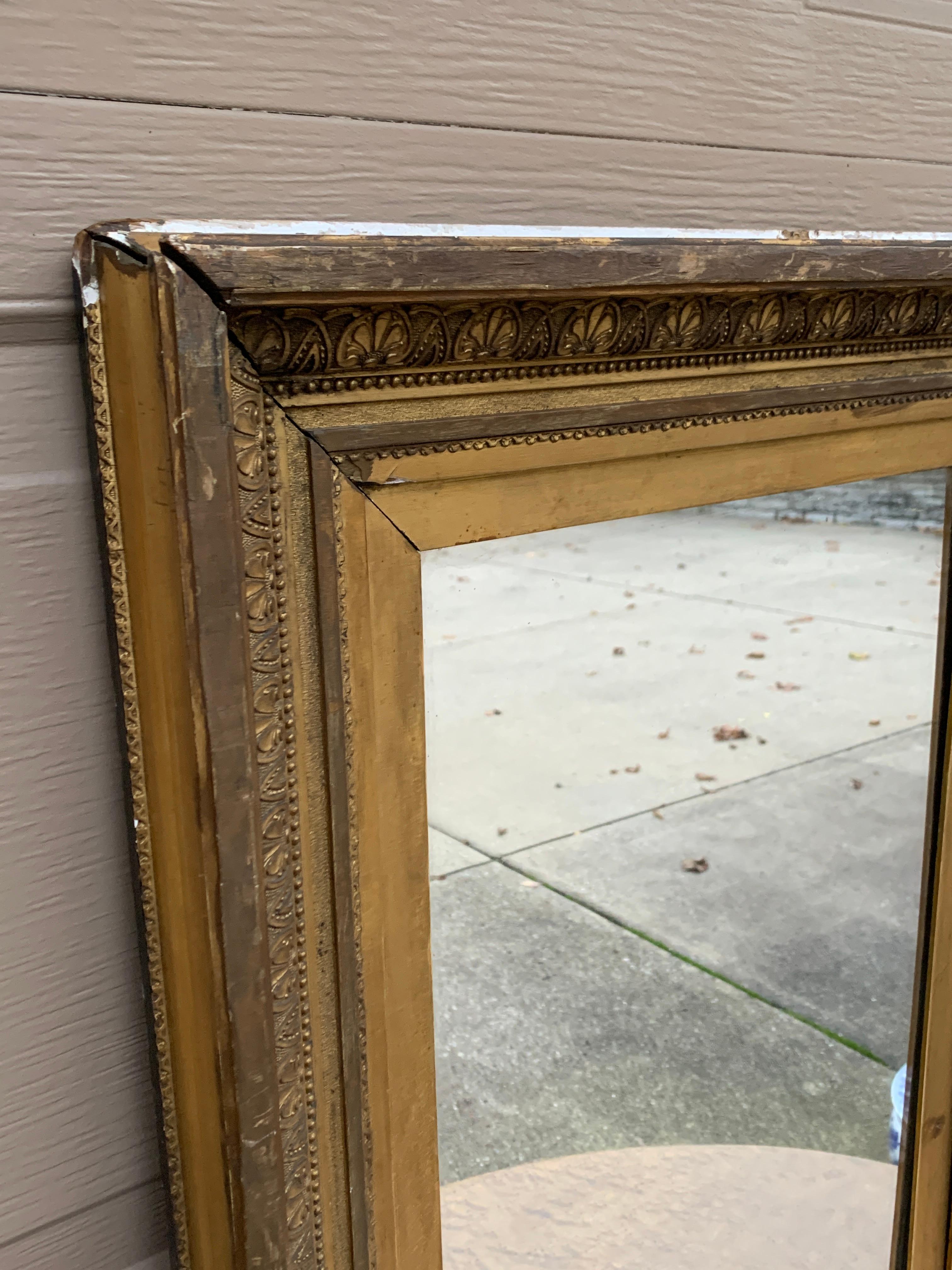 Vittoriano Specchio da parete in legno dorato, fine XIX secolo in vendita