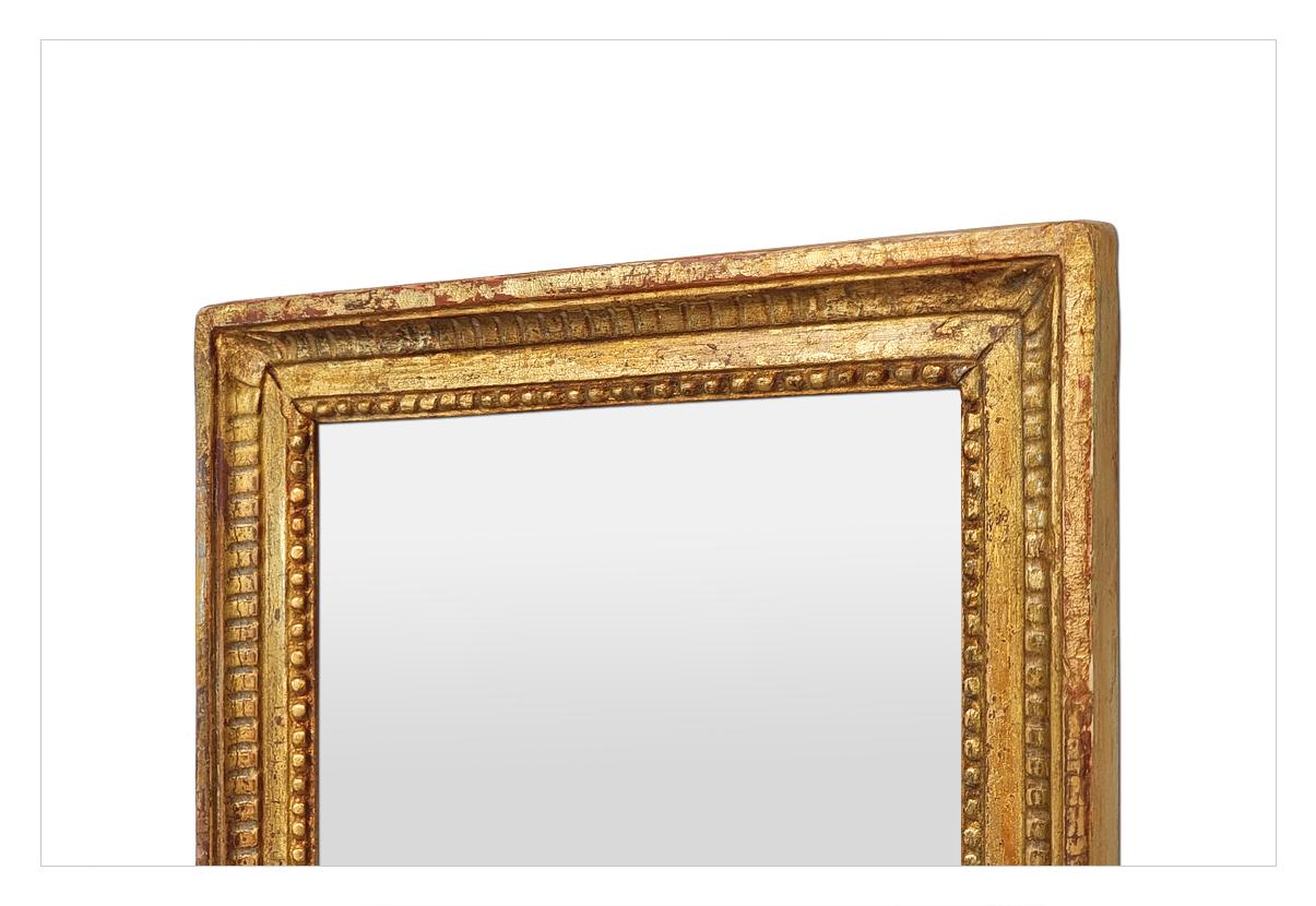 Antiguo Espejo de Pared de Madera Dorada, Estilo Luis XVI, circa 1900 Dorado en venta