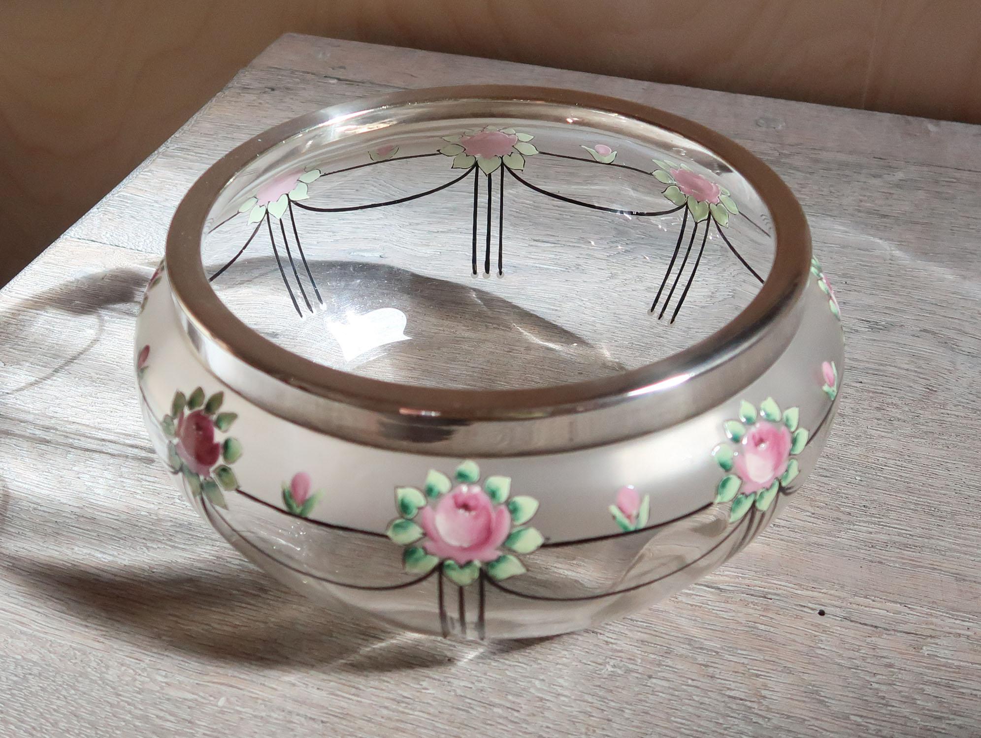 Antique Glass and Enamel Rose Decorated Salad Bowl In Good Condition For Sale In St Annes, Lancashire