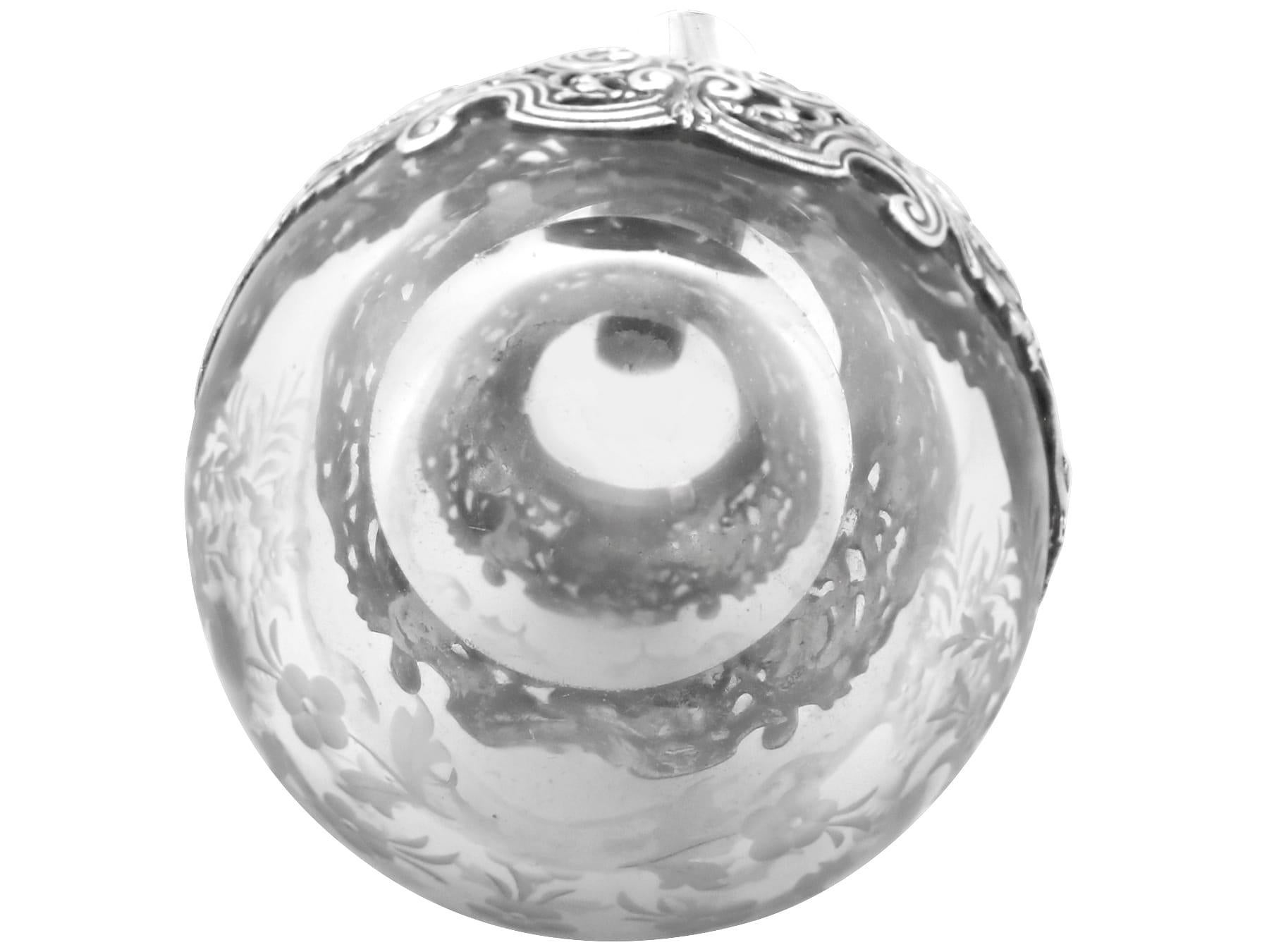 Cenicero Antiguo de Cristal y Plata Española Circa 1890 en venta 2