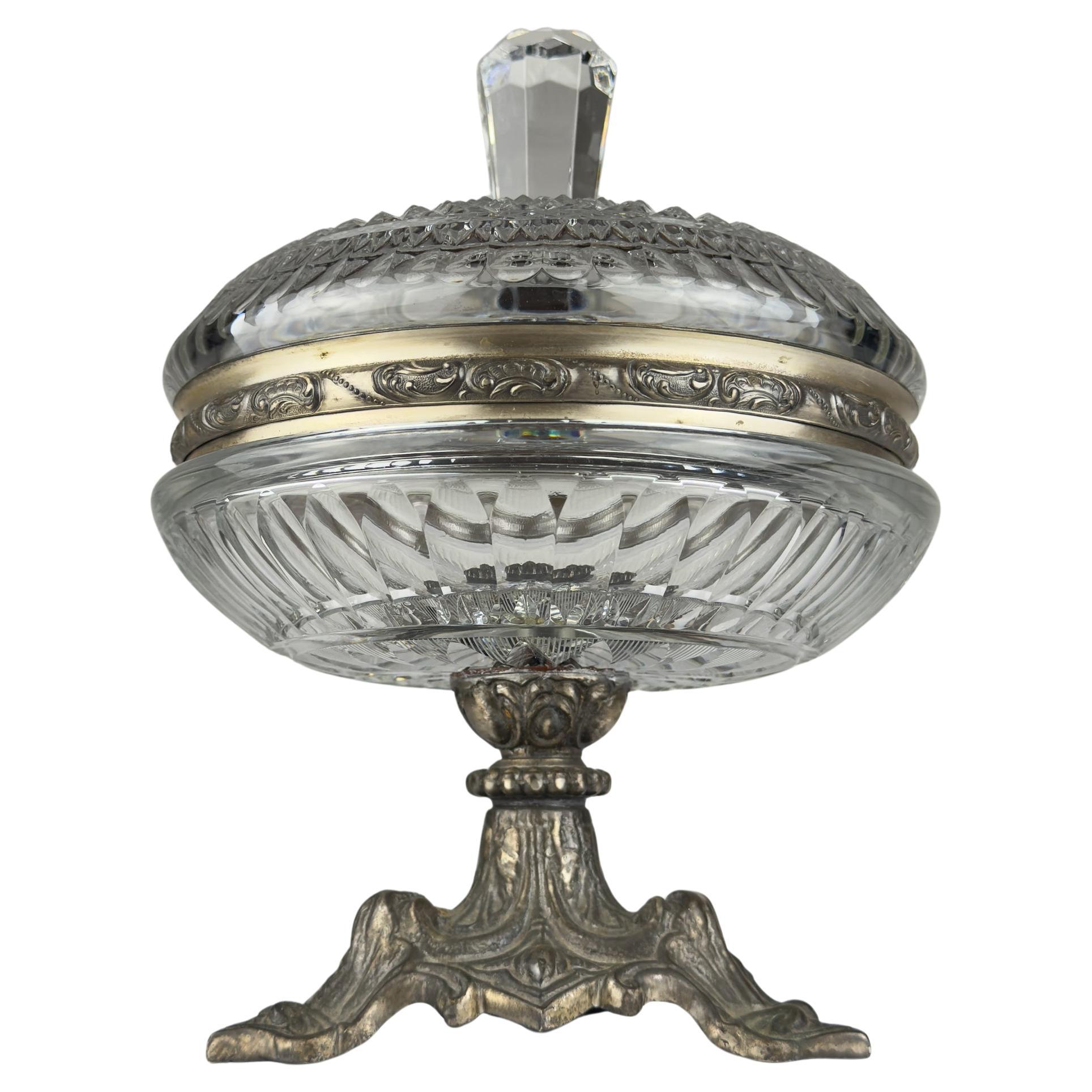 Antique glass bowl with bronze base, Italy 1920s For Sale