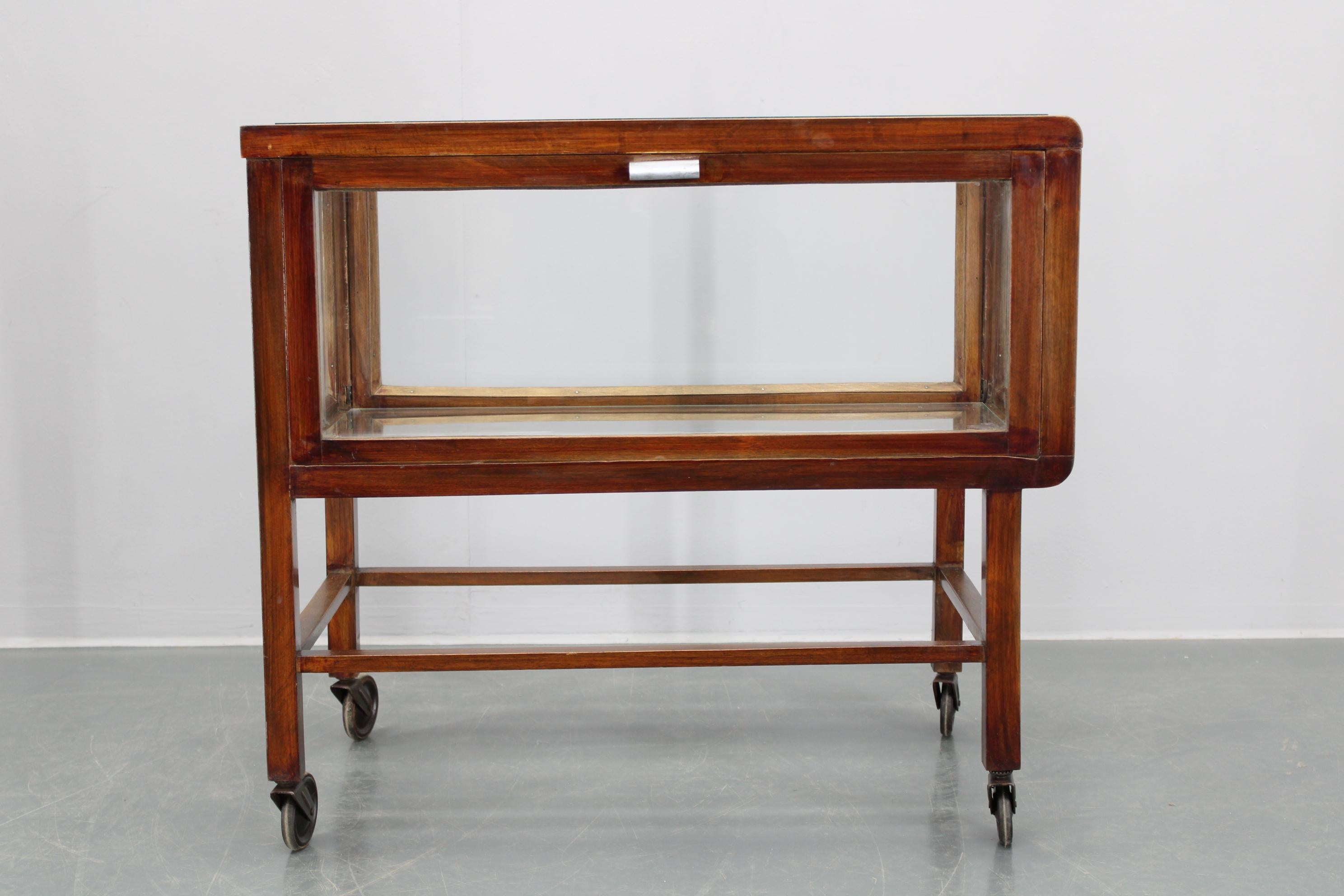 - good original condition with minor signs of use
- repolished  