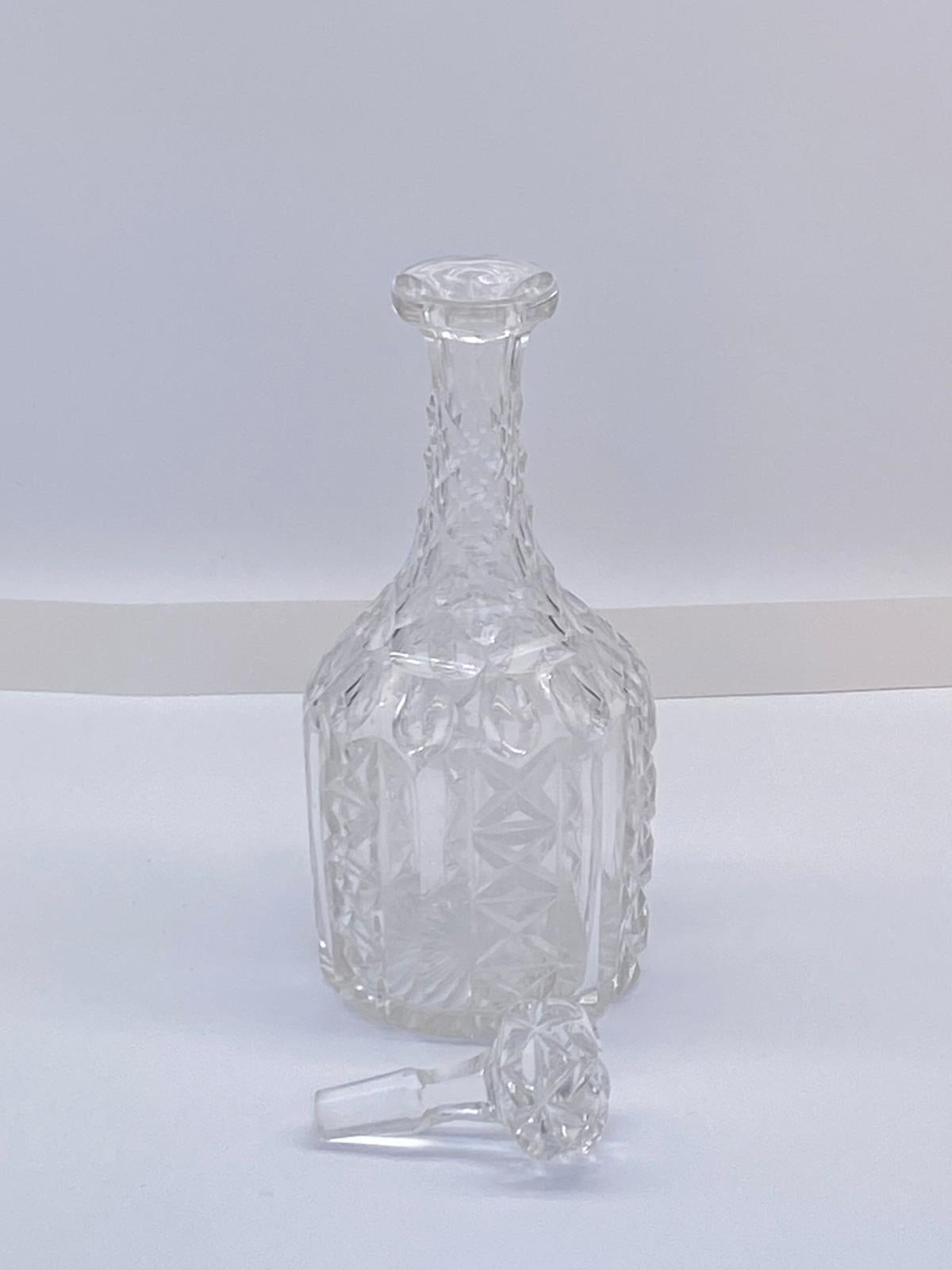 Vetro Decanter di vetro antico in vendita