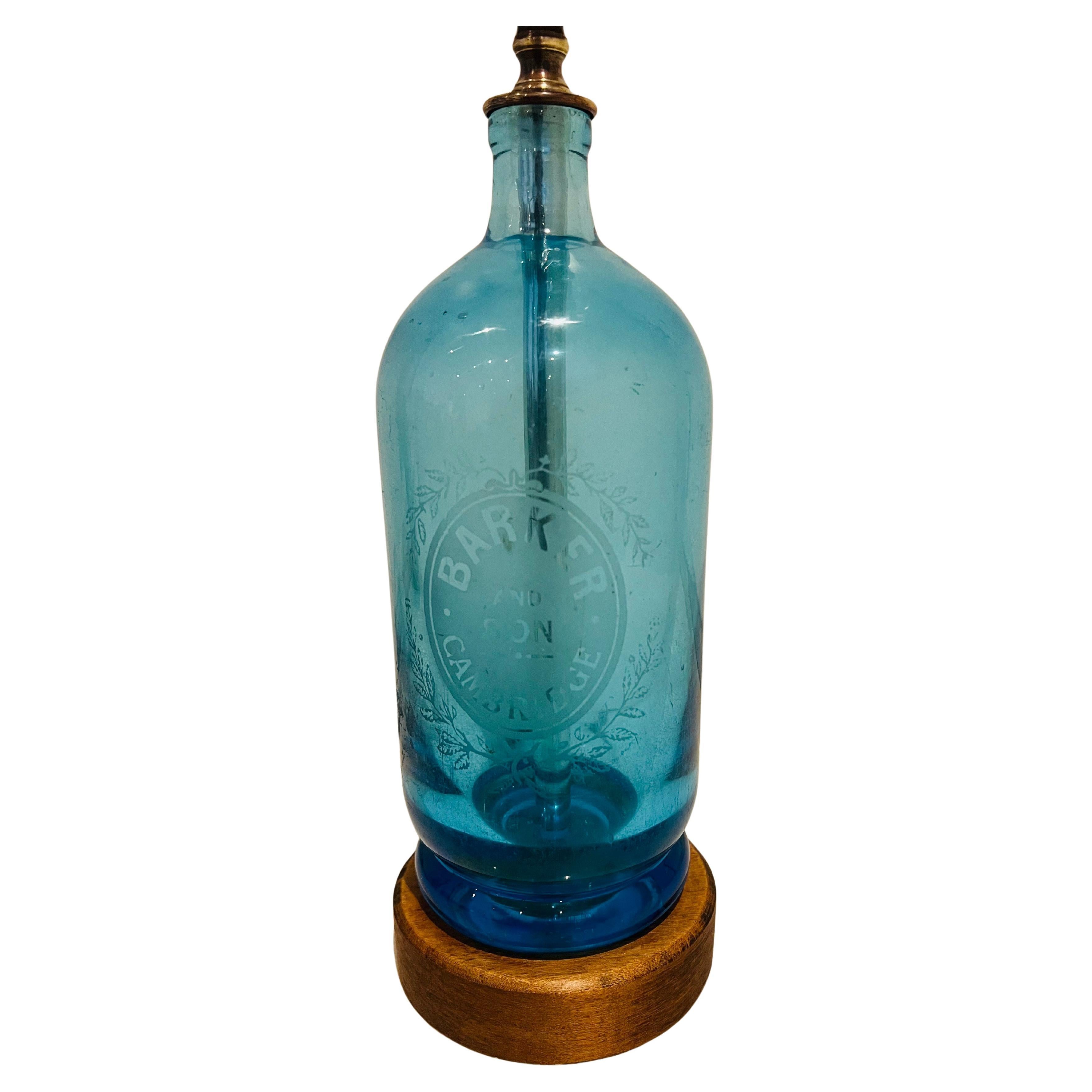 Belle couleur et très collectionnable antique bouteille d'eau de Seltz vers les années 1920, reconverti en lampe de table la lampe est 14