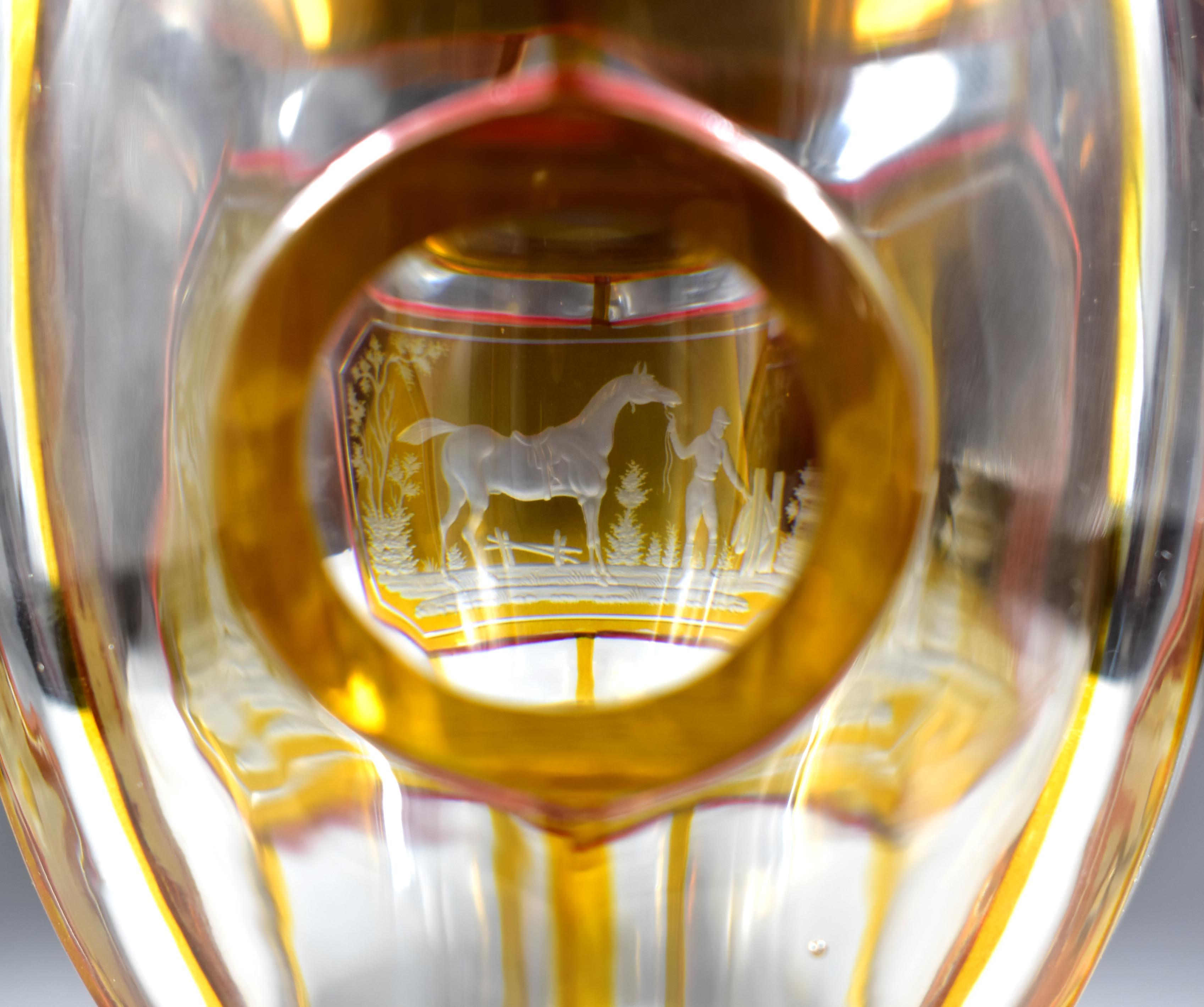 Vetro antico Goblet- Ambra Lazure,  Cavallo e fantino incisi 10