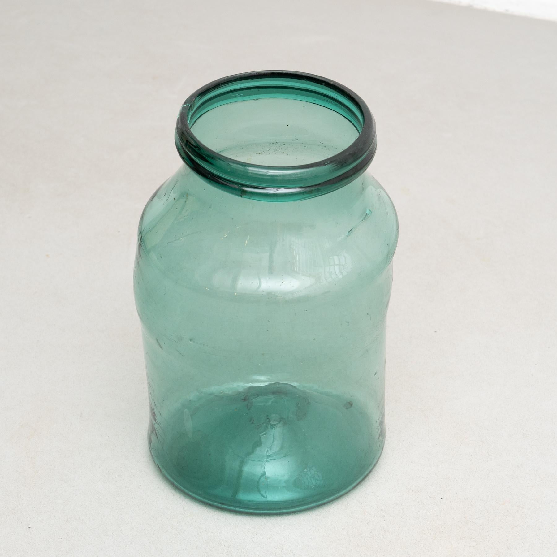 Antique Glass Vase from Barcelona, circa 1930 For Sale 3