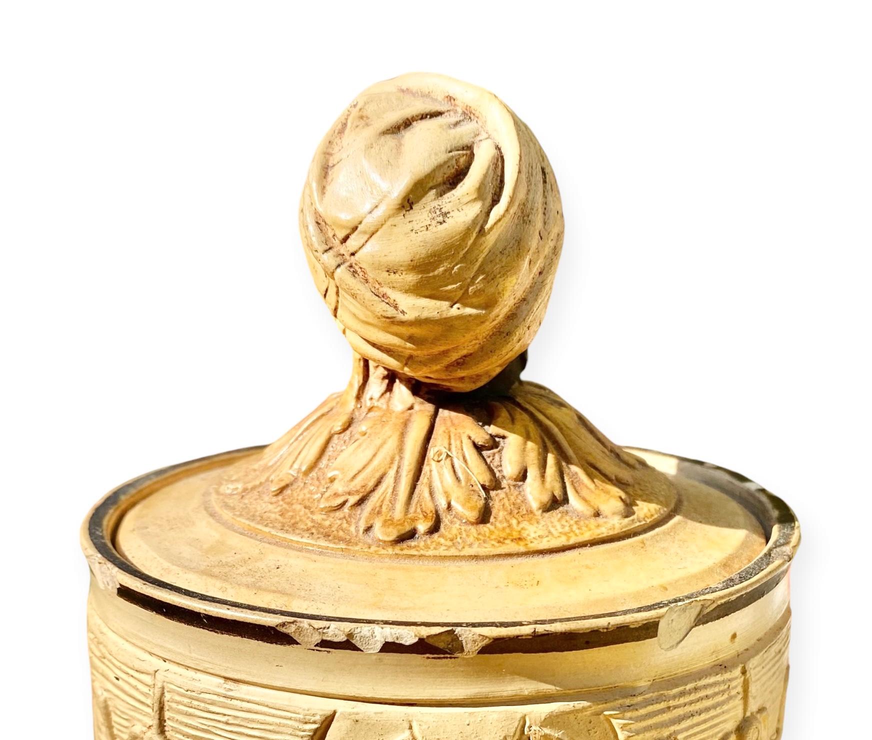 Humidor ancien en terre cuite vernissée Blackamoor de Johann Maresch en vente 2