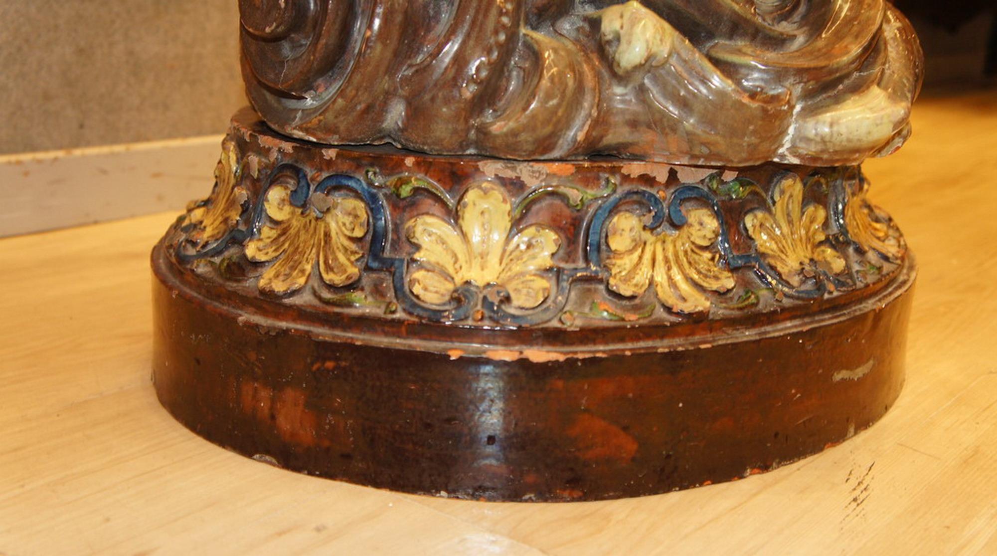 Antike glasierte Terrakotta-Blumensäule mit Blumen im Zustand „Gut“ im Angebot in Montelabbate, PU