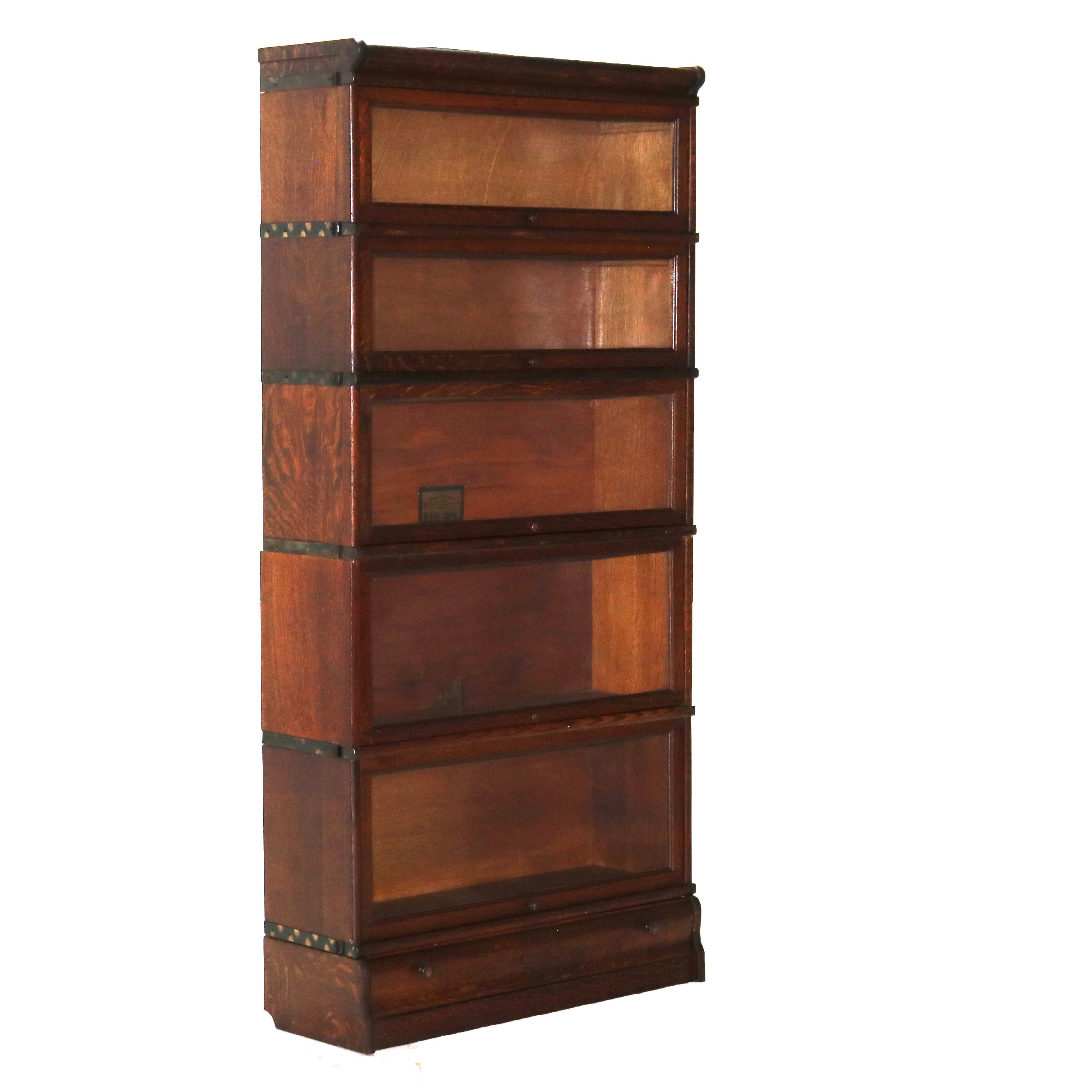 Antique Globe Wernicke Arts & Crafts Five Stack Oak Barrister Bookcase c1920 In Good Condition In Big Flats, NY