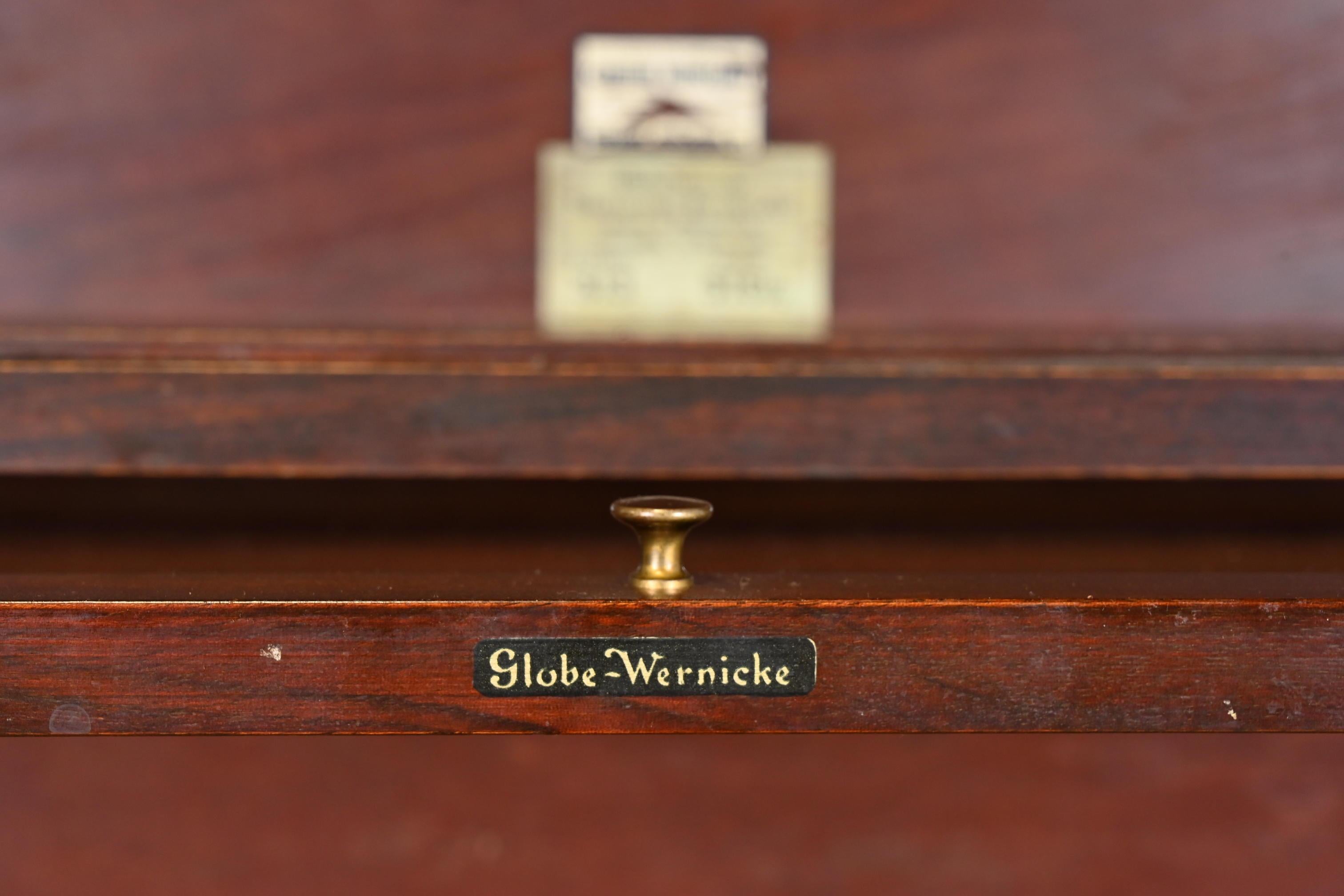Bibliothèques à cinq emplacements Globe Wernicke Arts & Crafts en acajou antique en vente 2