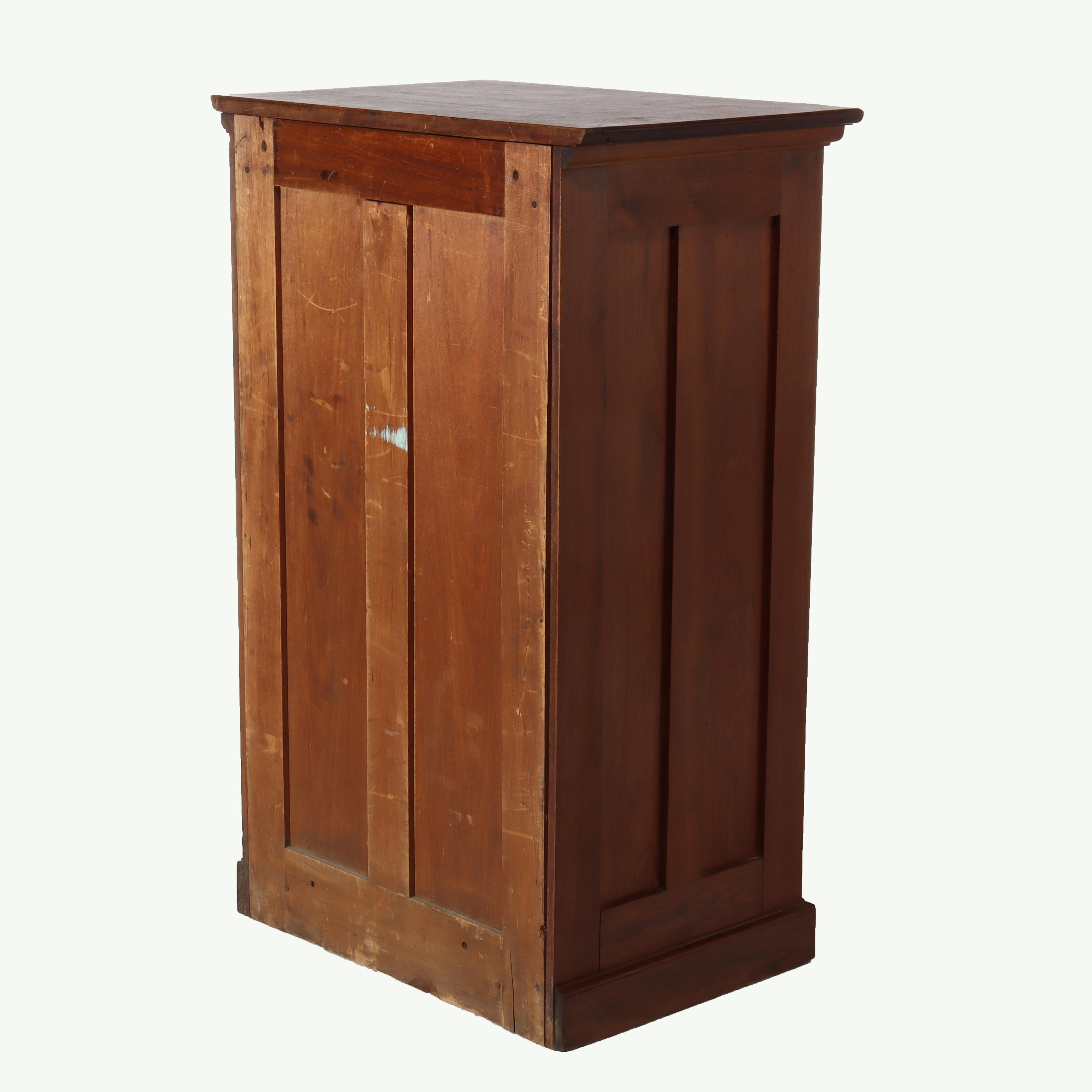 Antique Globe Wernicke attr Walnut 27 Drawer Office File Cabinet c1910 in vendita 5