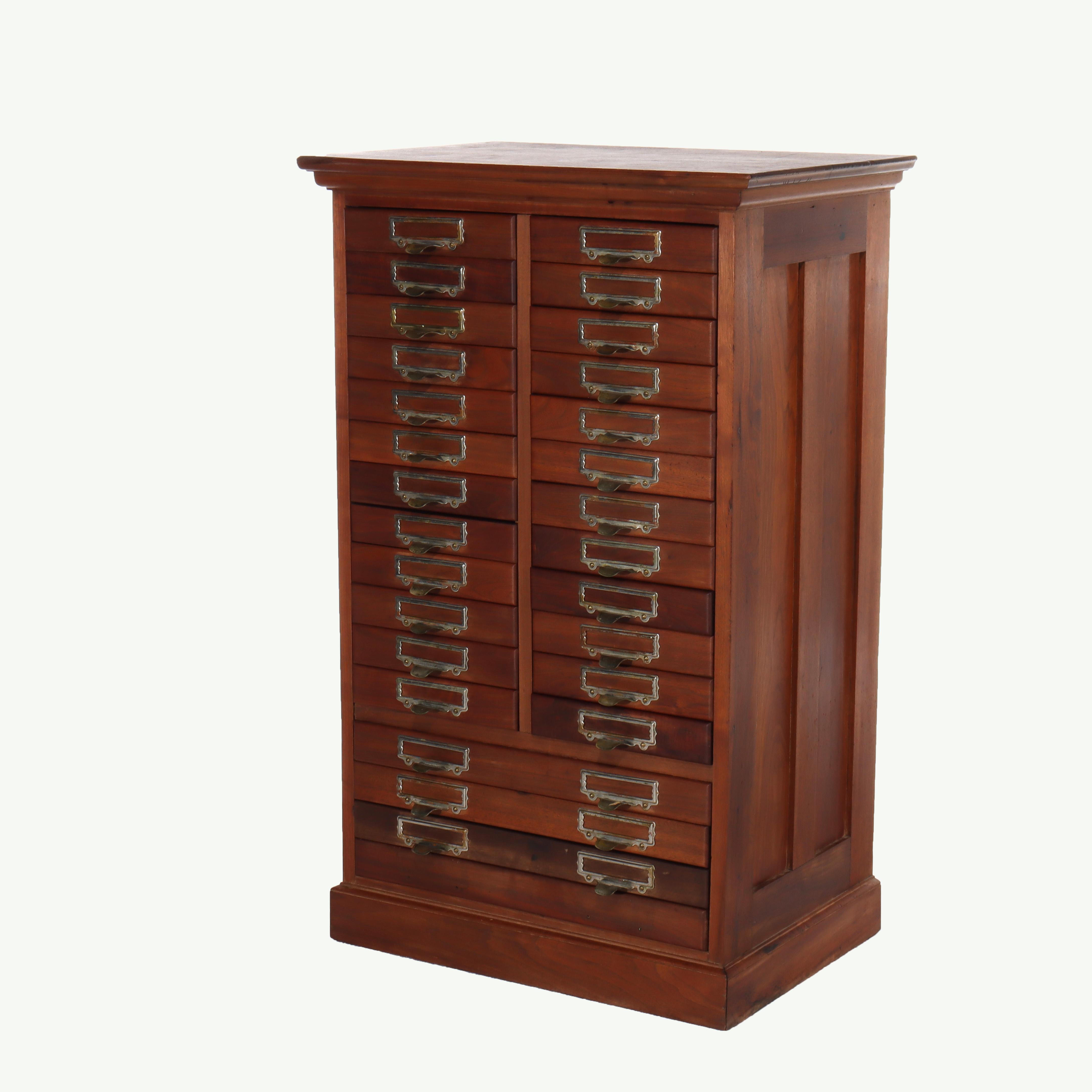 Arts and Crafts Antique Globe Wernicke attr Walnut 27 Drawer Office File Cabinet c1910 in vendita