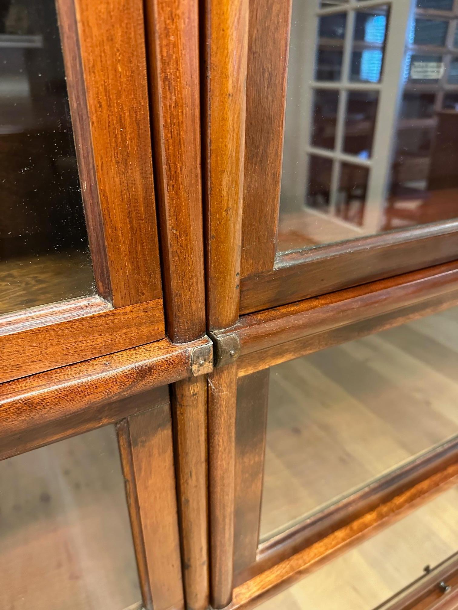 Noce Libreria antica Globe Wernicke in vendita