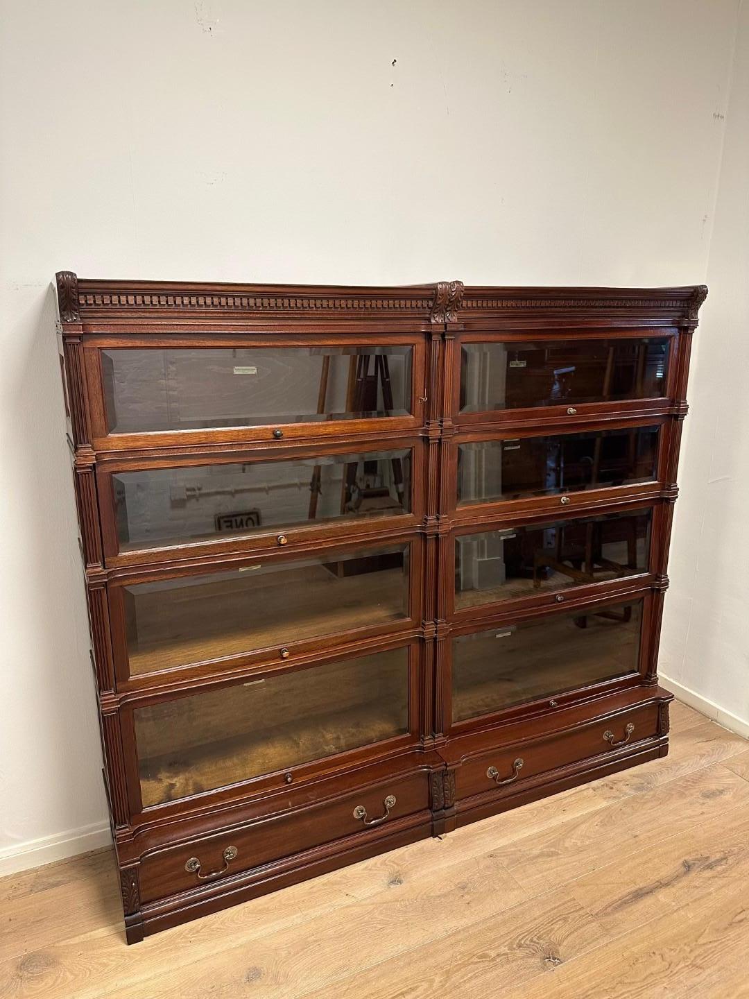Britannique Bibliothèques anciennes Globe Wernicke en vente