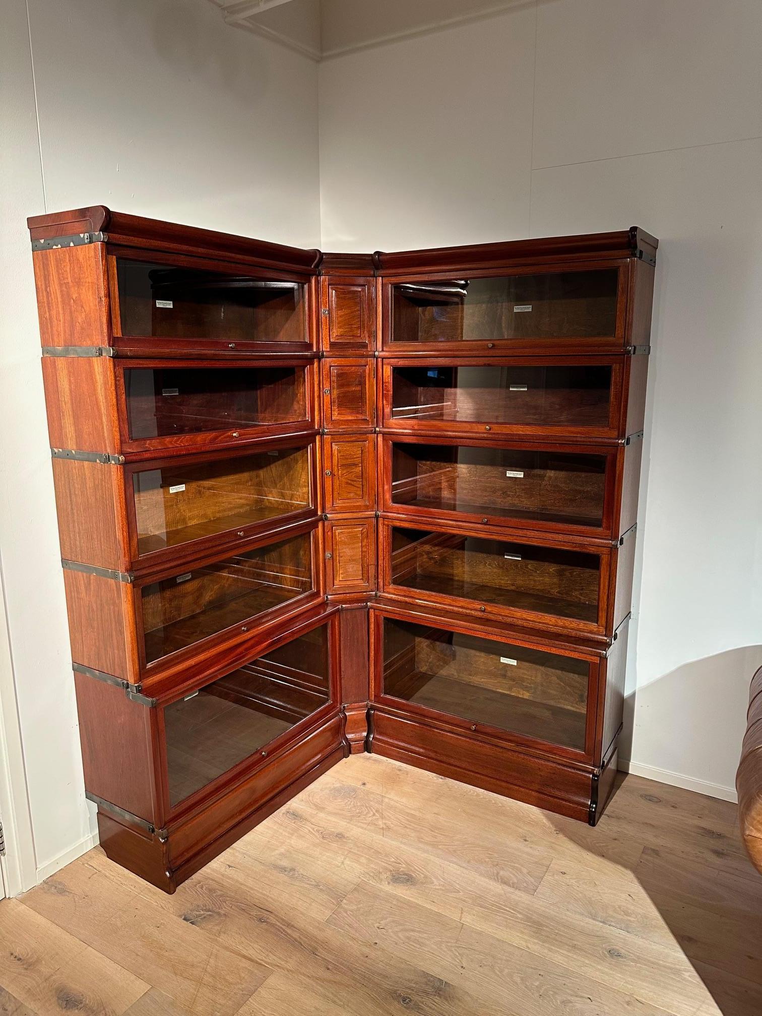 Libreria angolare antica Globe Wernicke in vendita 3