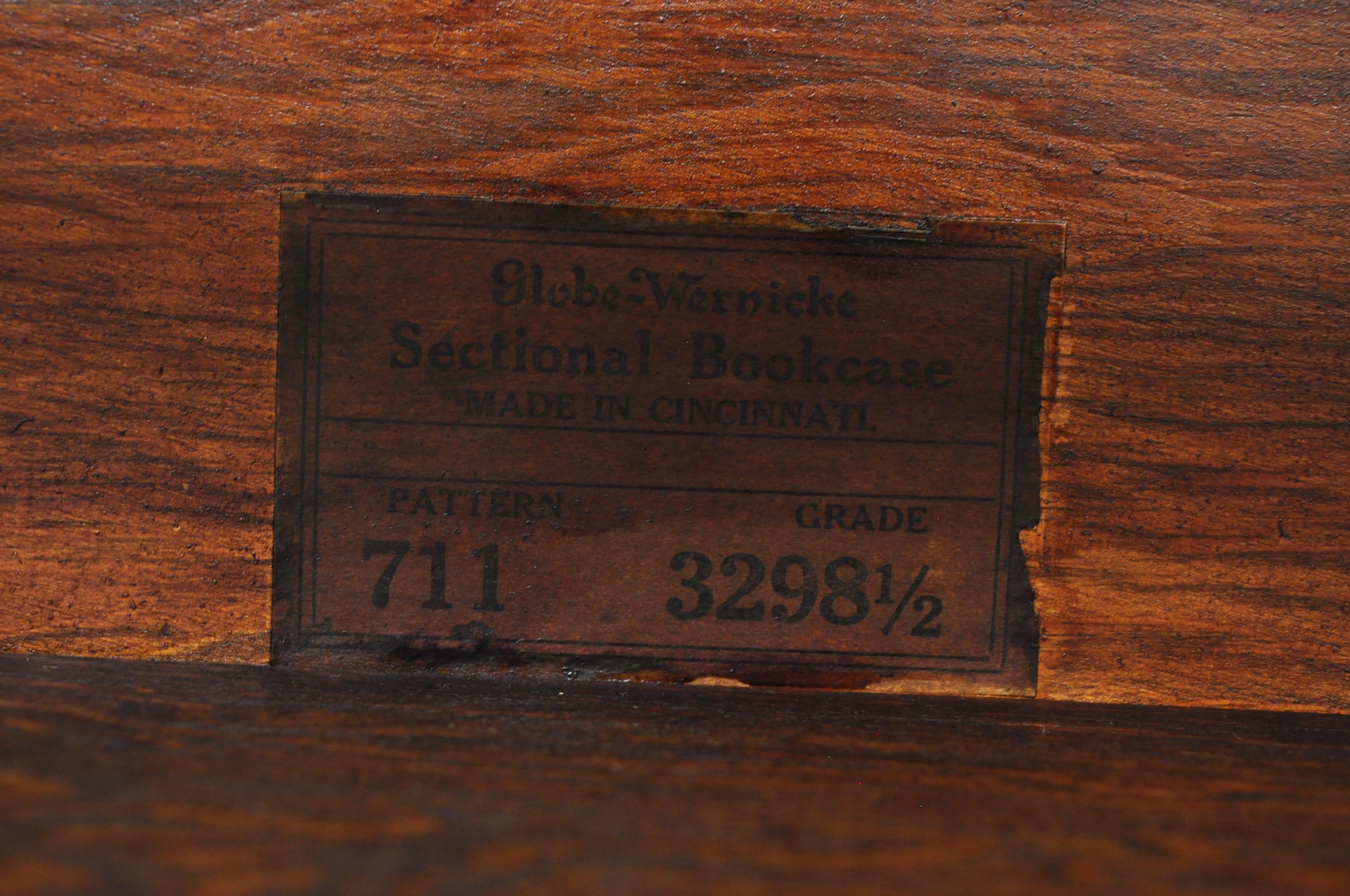 Antique Globe Wernicke Mahogany Stacking 3 Section Barrister Lawyers Bookcase In Good Condition In Philadelphia, PA