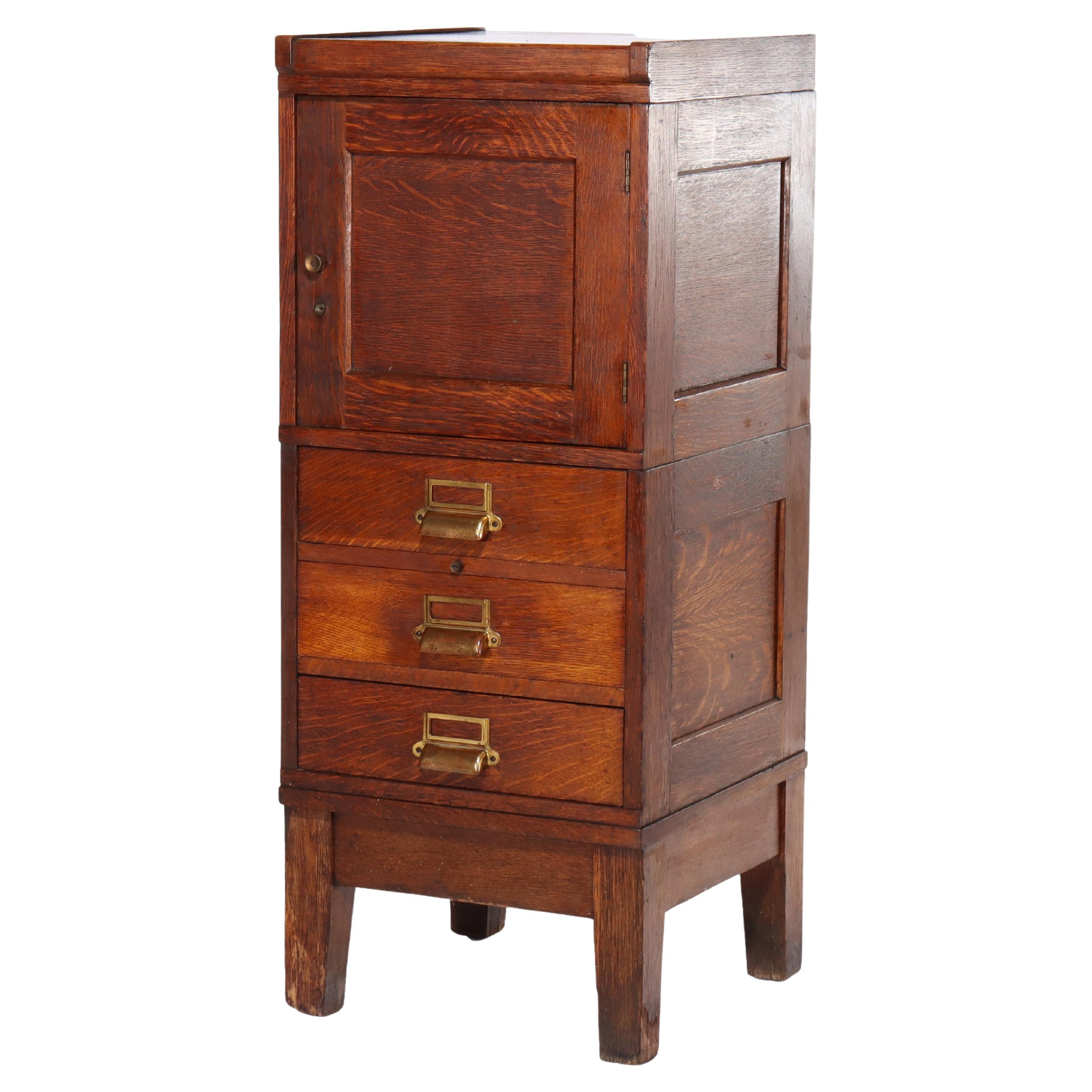 Archivador apilable antiguo Globe Wernicke Mission de roble con tres cajones