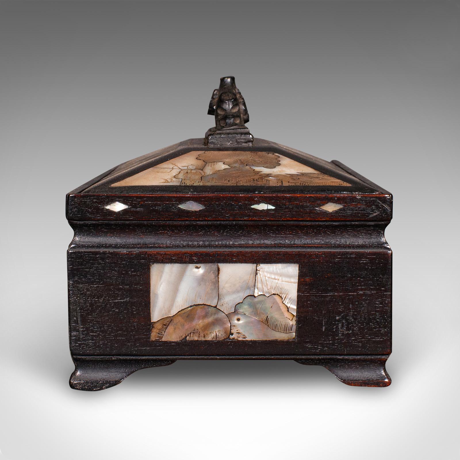 Caja de guantes antigua, Oriental, Cofre decorativo con incrustaciones, Dinastía Qing, Eduardiana principios del siglo XX en venta