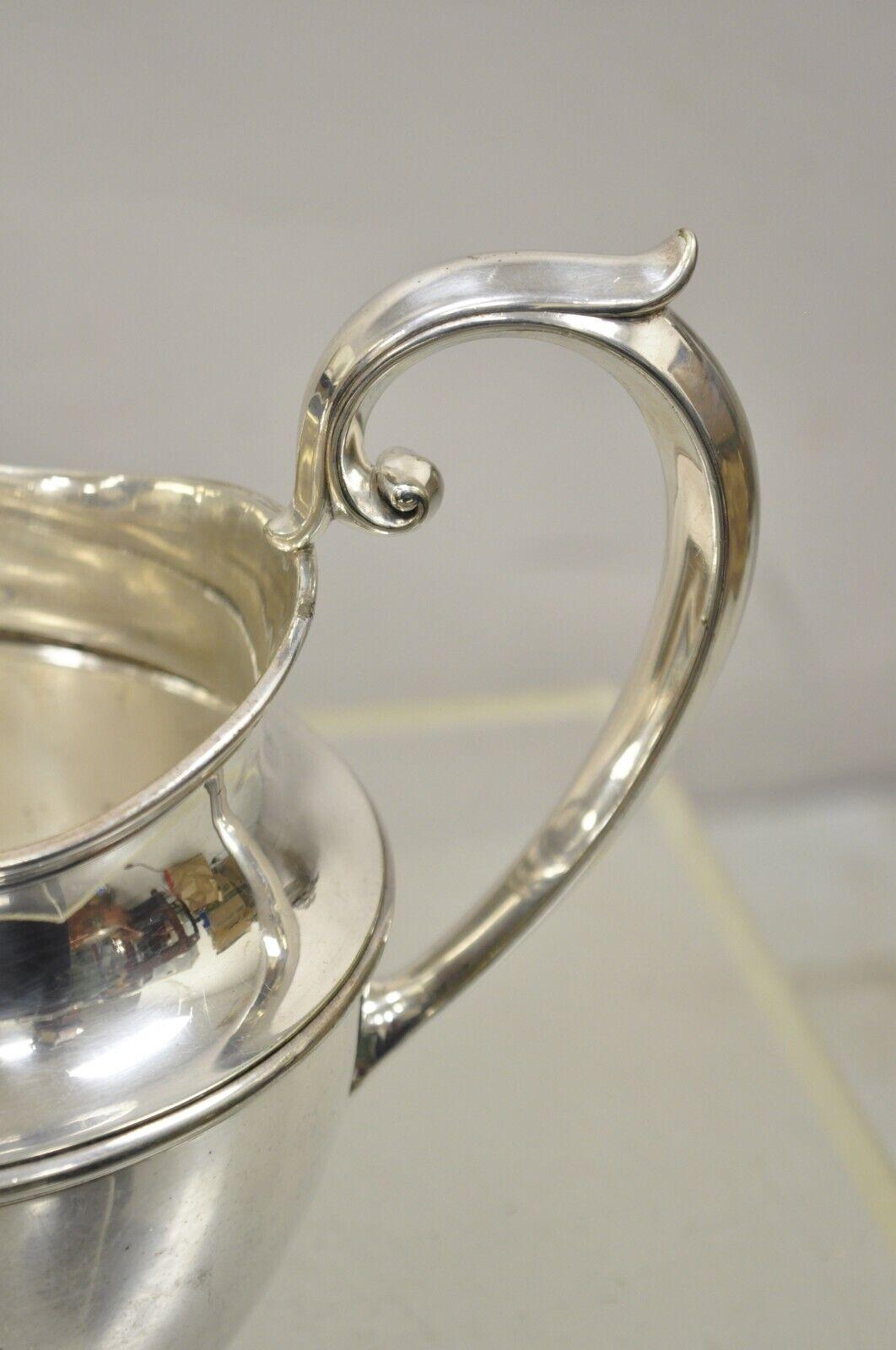 Antike GM Co. Versilberter viktorianischer Wasserkrug mit Monogramm im Angebot 5