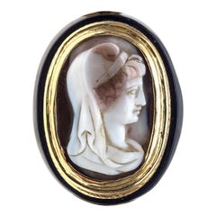 Antique Goddess Cameo Agate Gold Gentleman Horn Ring