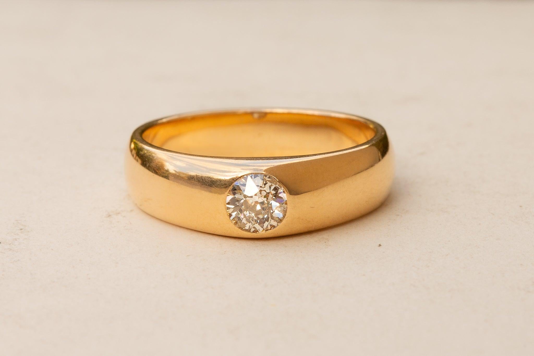 Antique Gold 0.6ct Old European Cut Diamond Solitaire Band Engagement Ring In Excellent Condition In London, GB