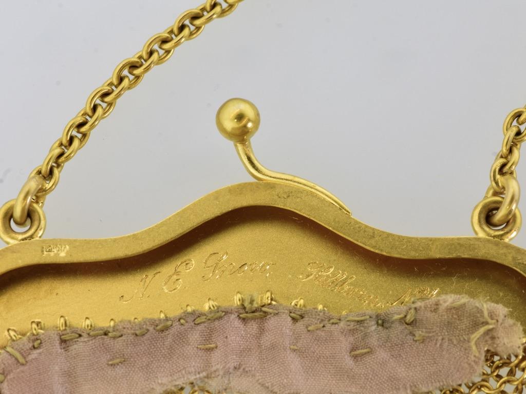 Antikes Gold, 13,5 Karat feiner australischer Opal und Diamanten, kleine Geldbörse aus Gold, um 1890 im Angebot 8