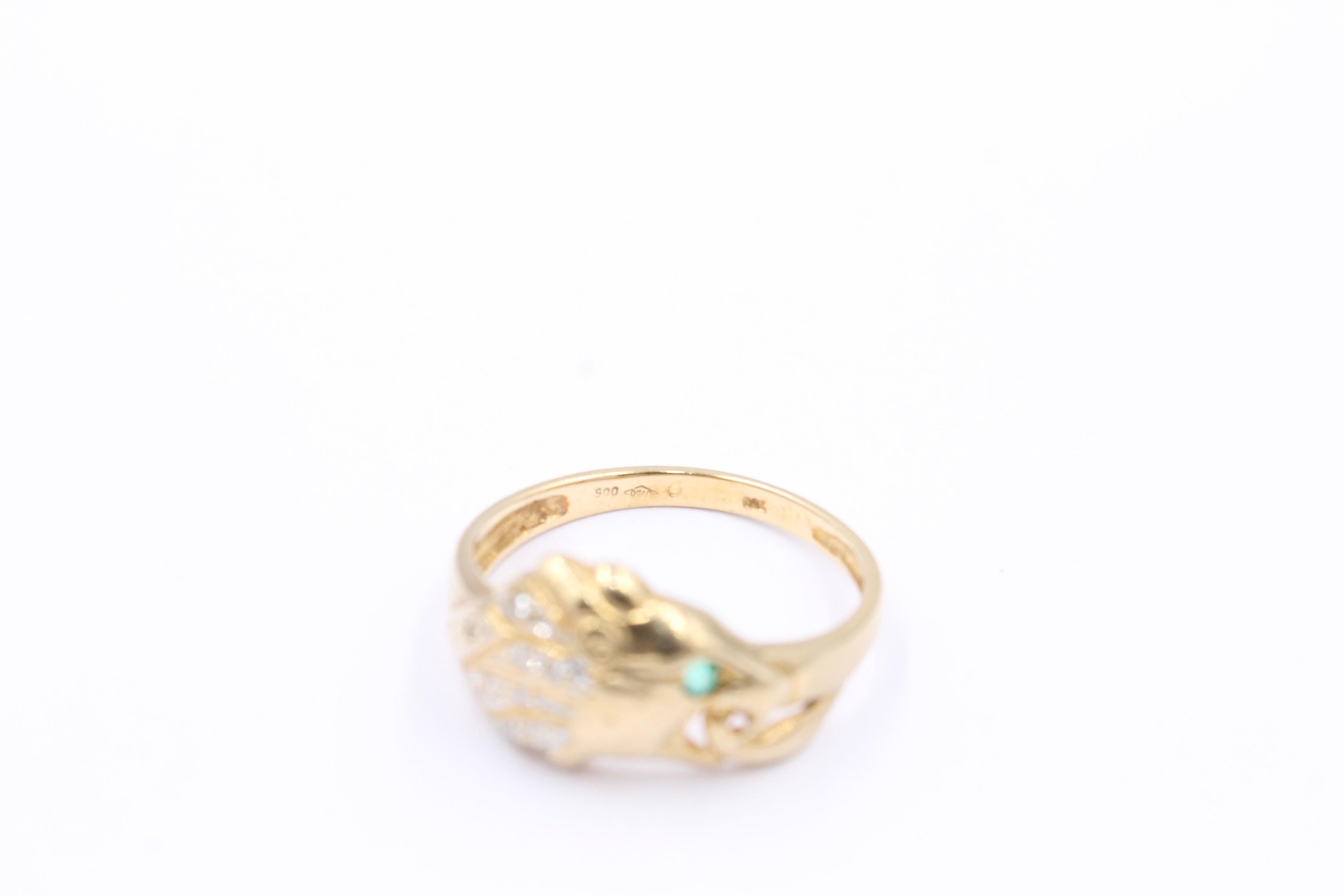 Antique gold 18 Kt. Eagle ring  In Excellent Condition For Sale In Uccle, BE