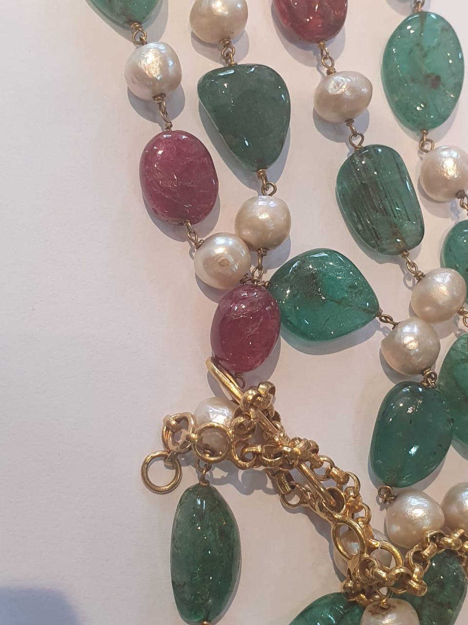 Antiguo 421 quilates esmeralda rubí antiguo Perlas collar de oro, 50-100 años de antigüedad Artista en venta