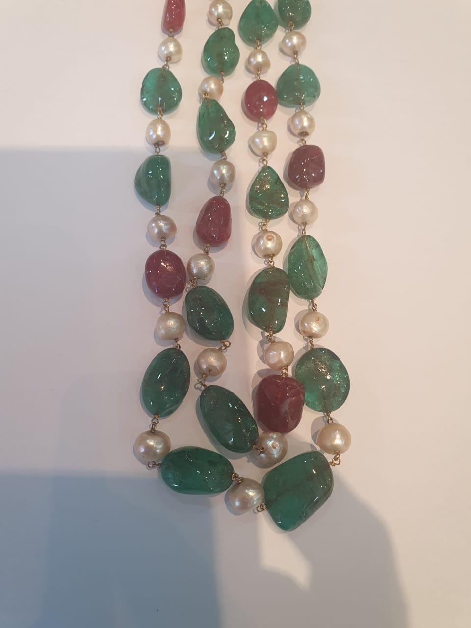 Antiguo 421 quilates esmeralda rubí antiguo Perlas collar de oro, 50-100 años de antigüedad en venta 1
