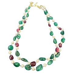Collier ancien en or 421 carats, perles d'émeraude, de rubis et de basra, vieille de 50 à 100 ans