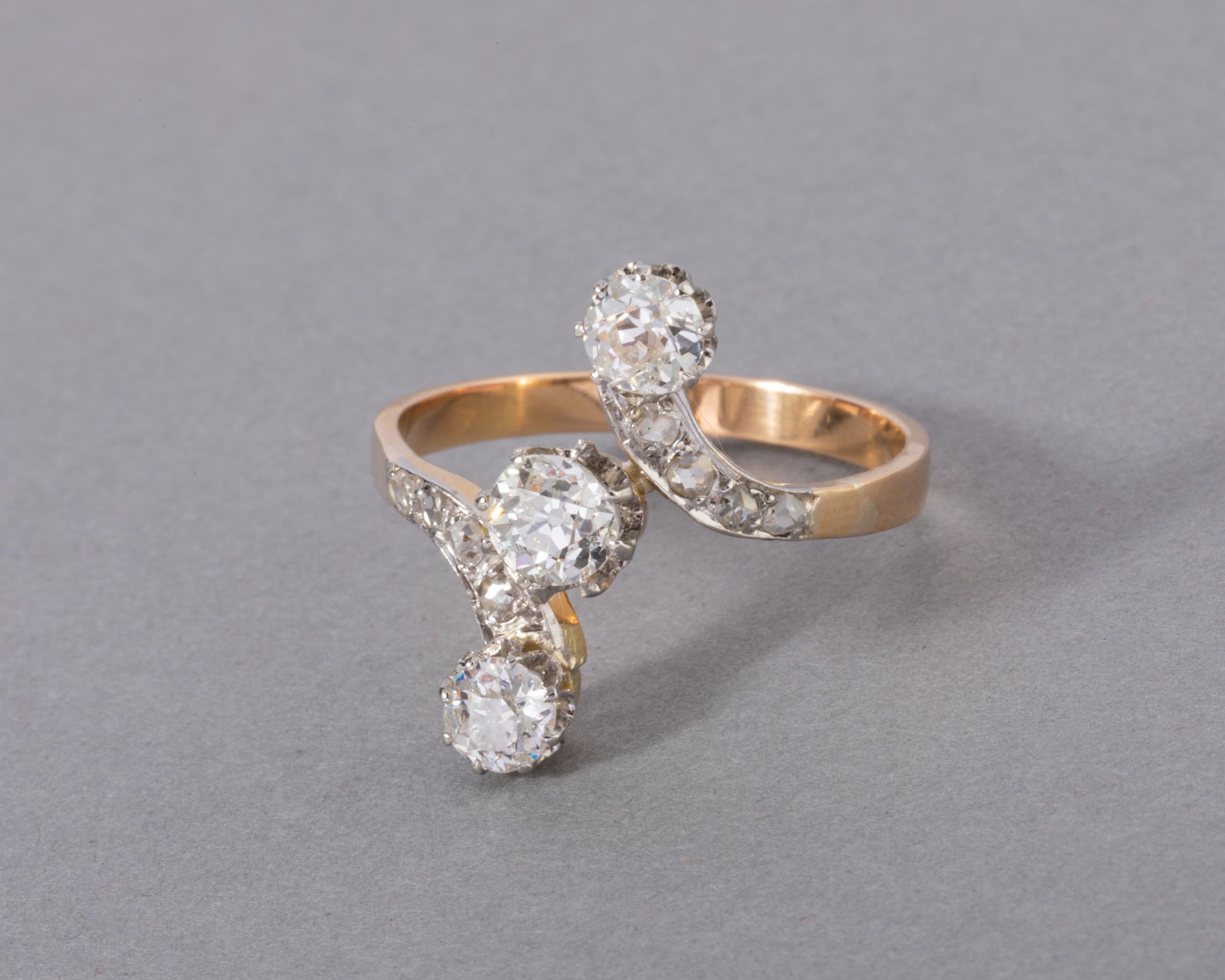 Antique Gold and 1.10 carat diamonds French Ring In Good Condition For Sale In Saint-Ouen, FR