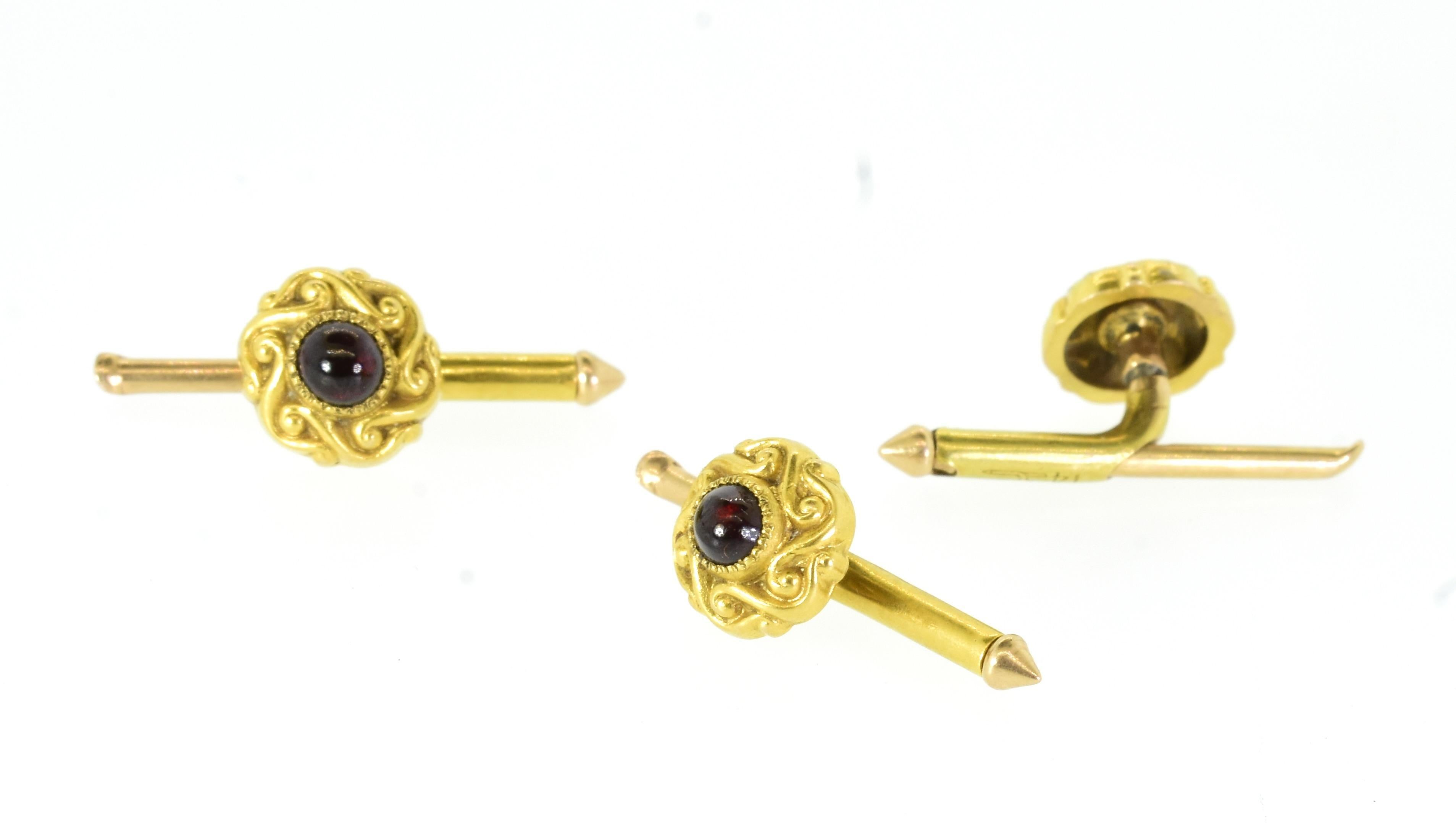 Antique Gold and Bright Red Garnet Gentleman's Cufflink and Stud Set, c. 1880 In Excellent Condition In Aspen, CO