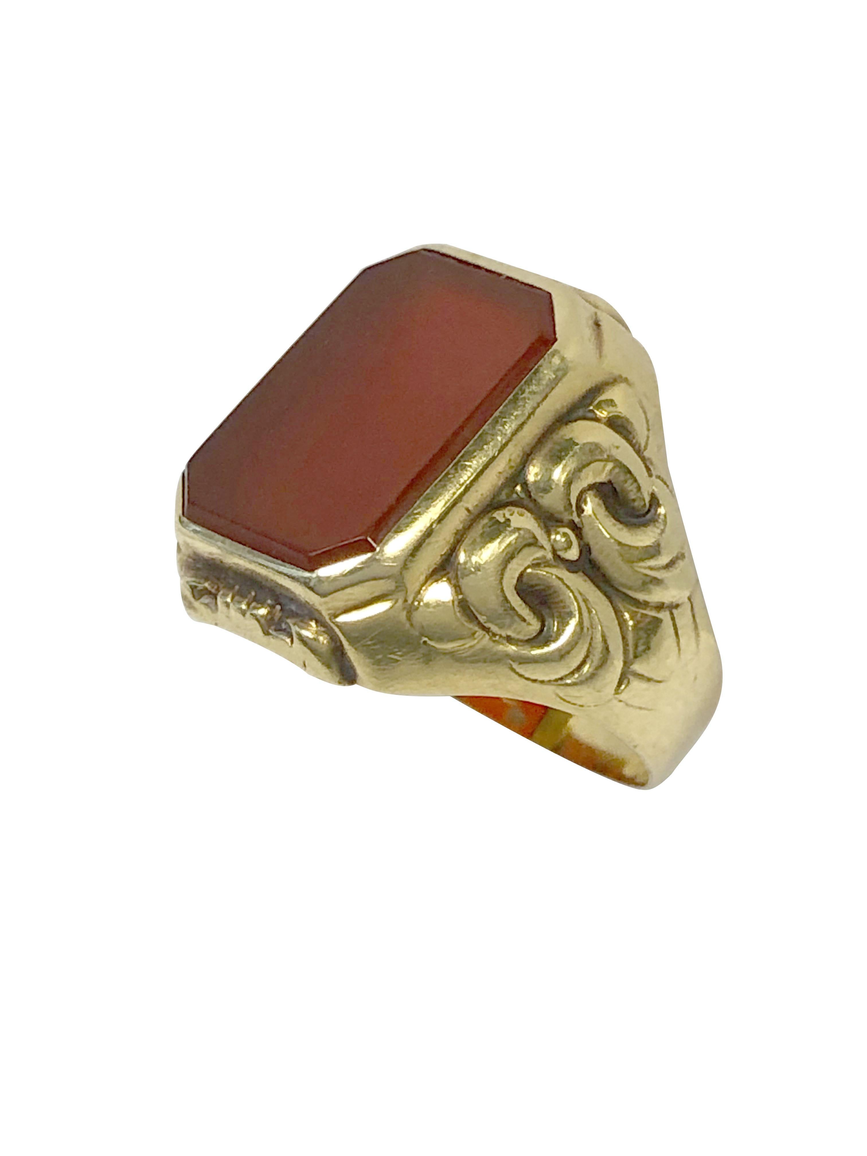 Women's or Men's Antique Gold and Carnelian Edwardian Signet Ring 