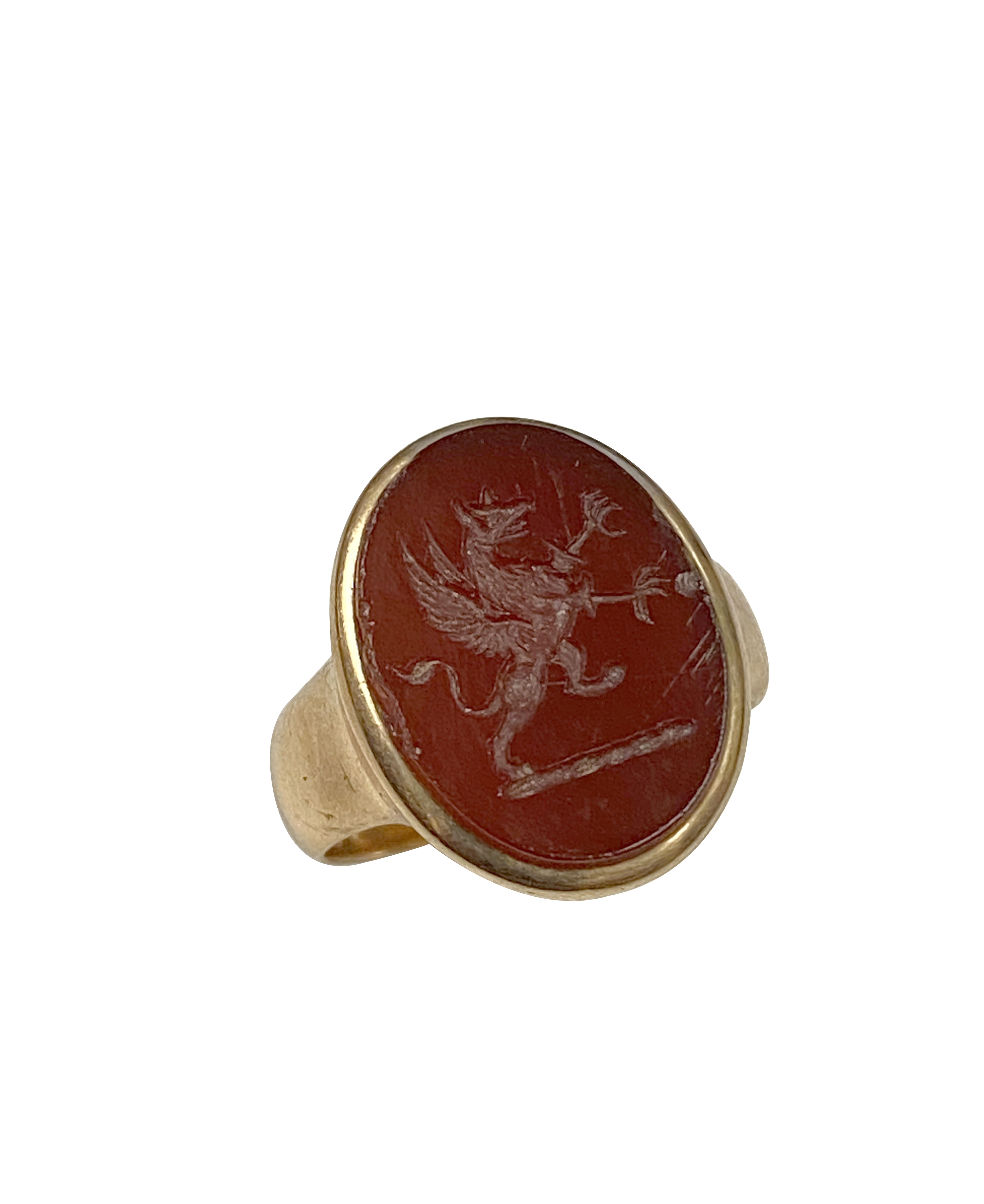 Antiker Siegelring aus Gold und geschnitzten Steinen (Edwardian)