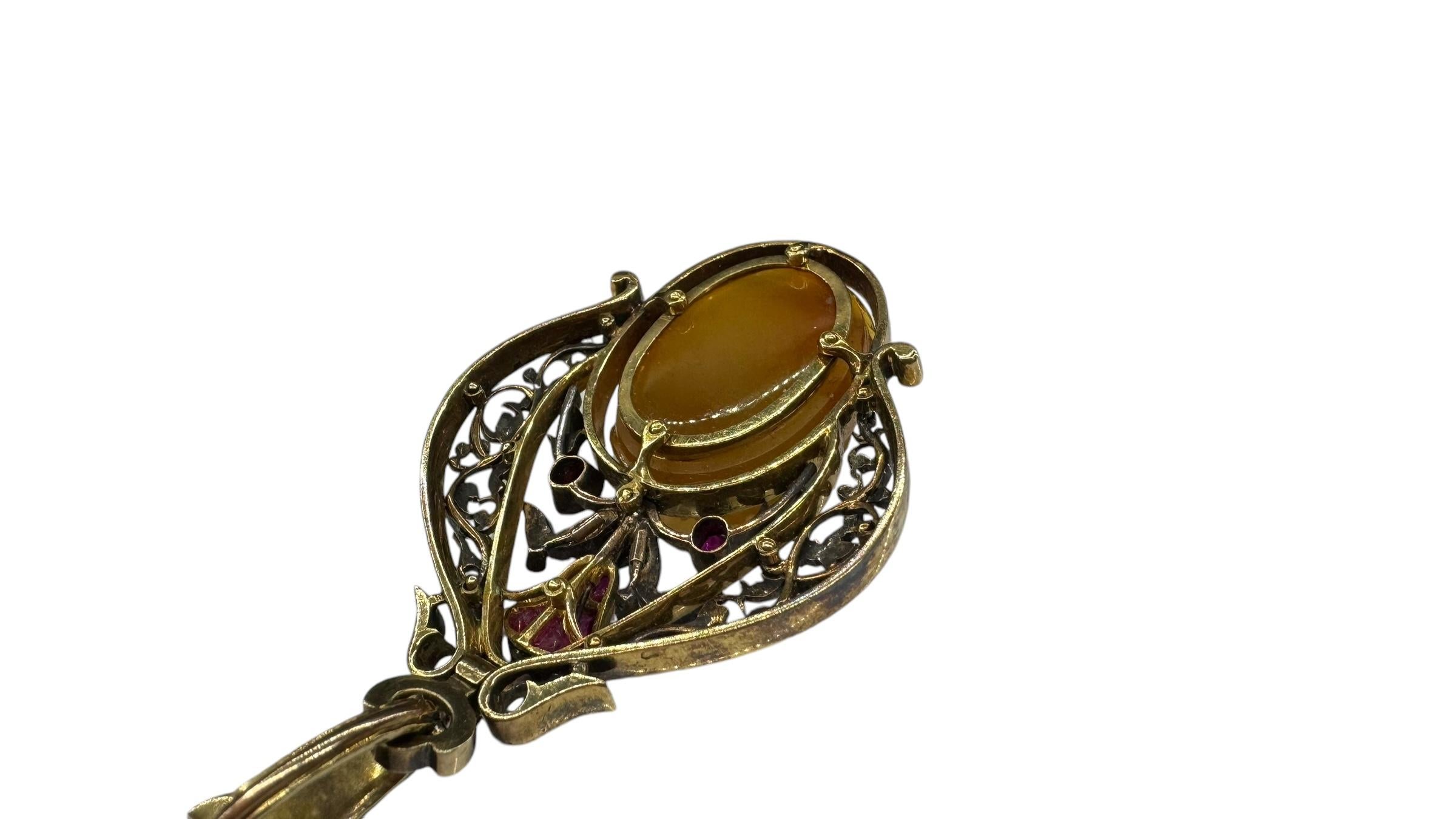 Pendentif en or antique et diamants en forme de scarabée 2